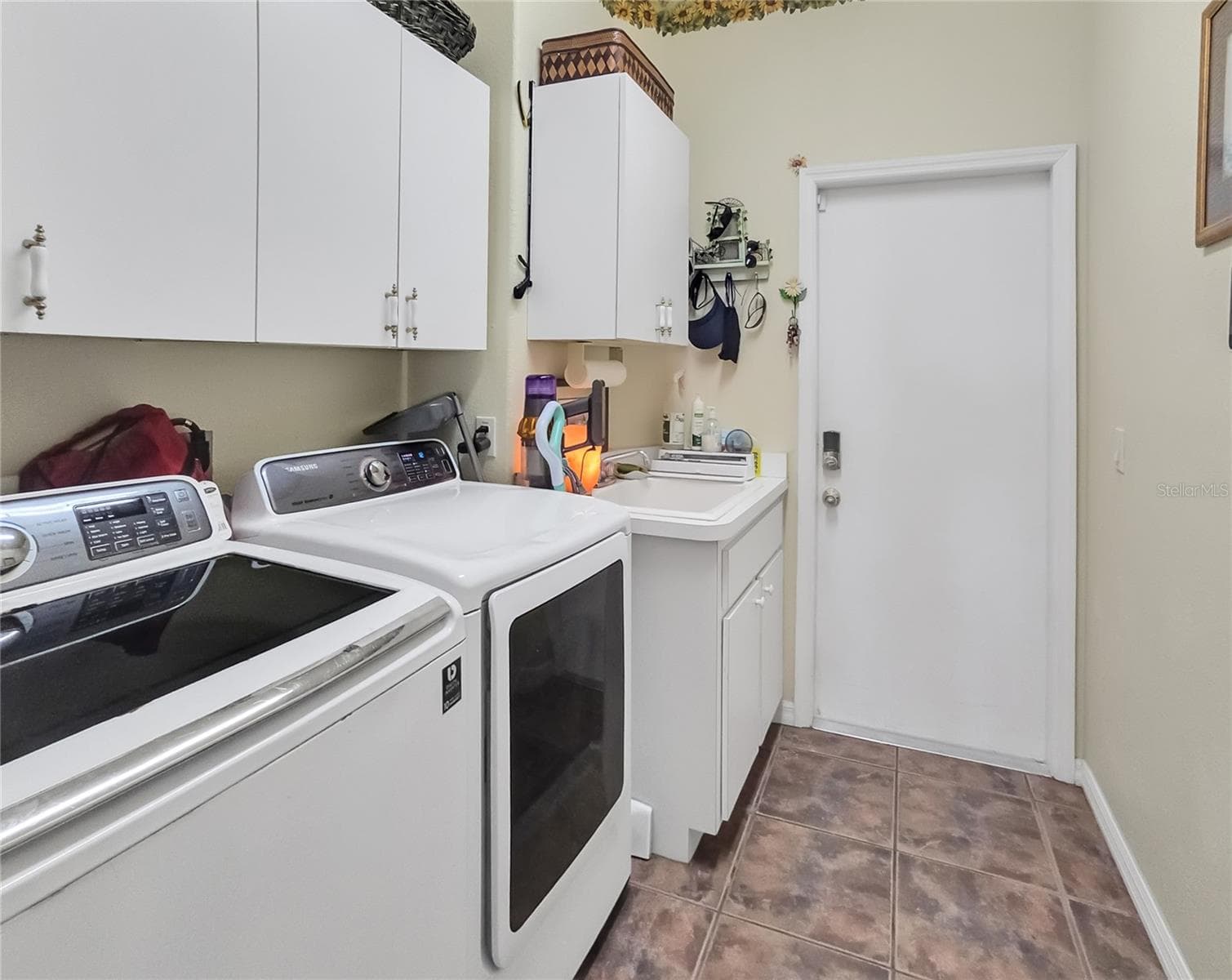 Inside Laundry - 77 HICKORY LOOP, OCALA