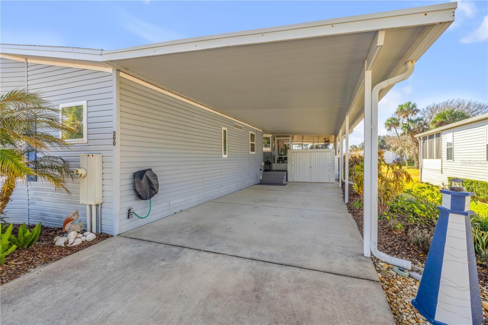 Manufactured Home at 290 NAVAJO DR, OAK HILL, photo 27 of 69