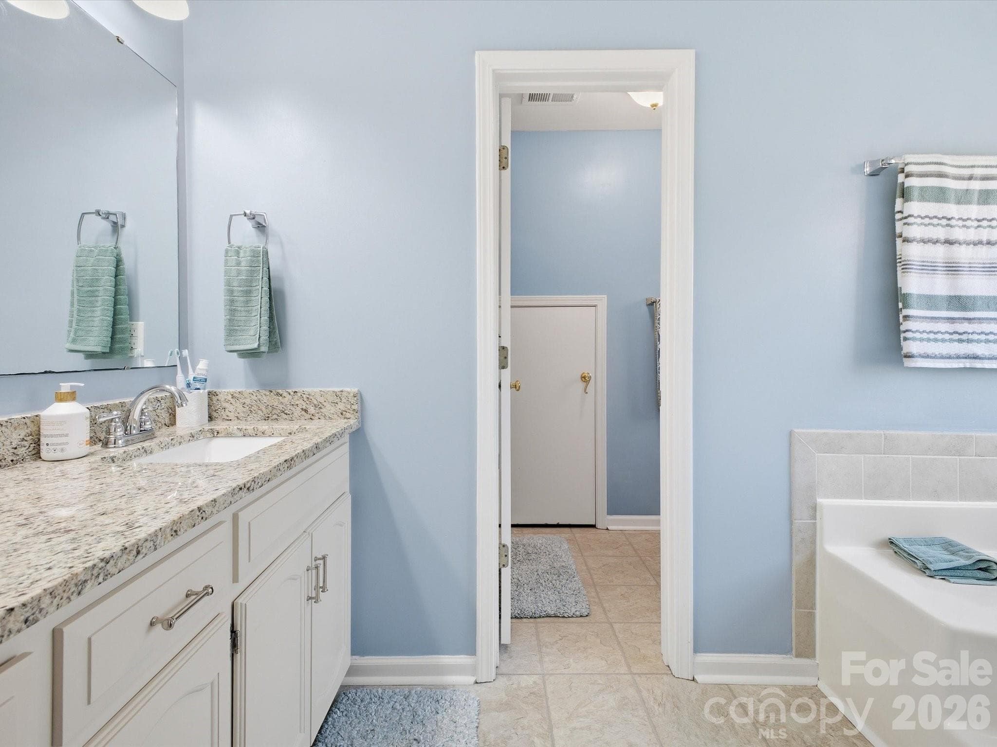 Primary bathroom on upper floor - 109 Elk Court, Mount Holly