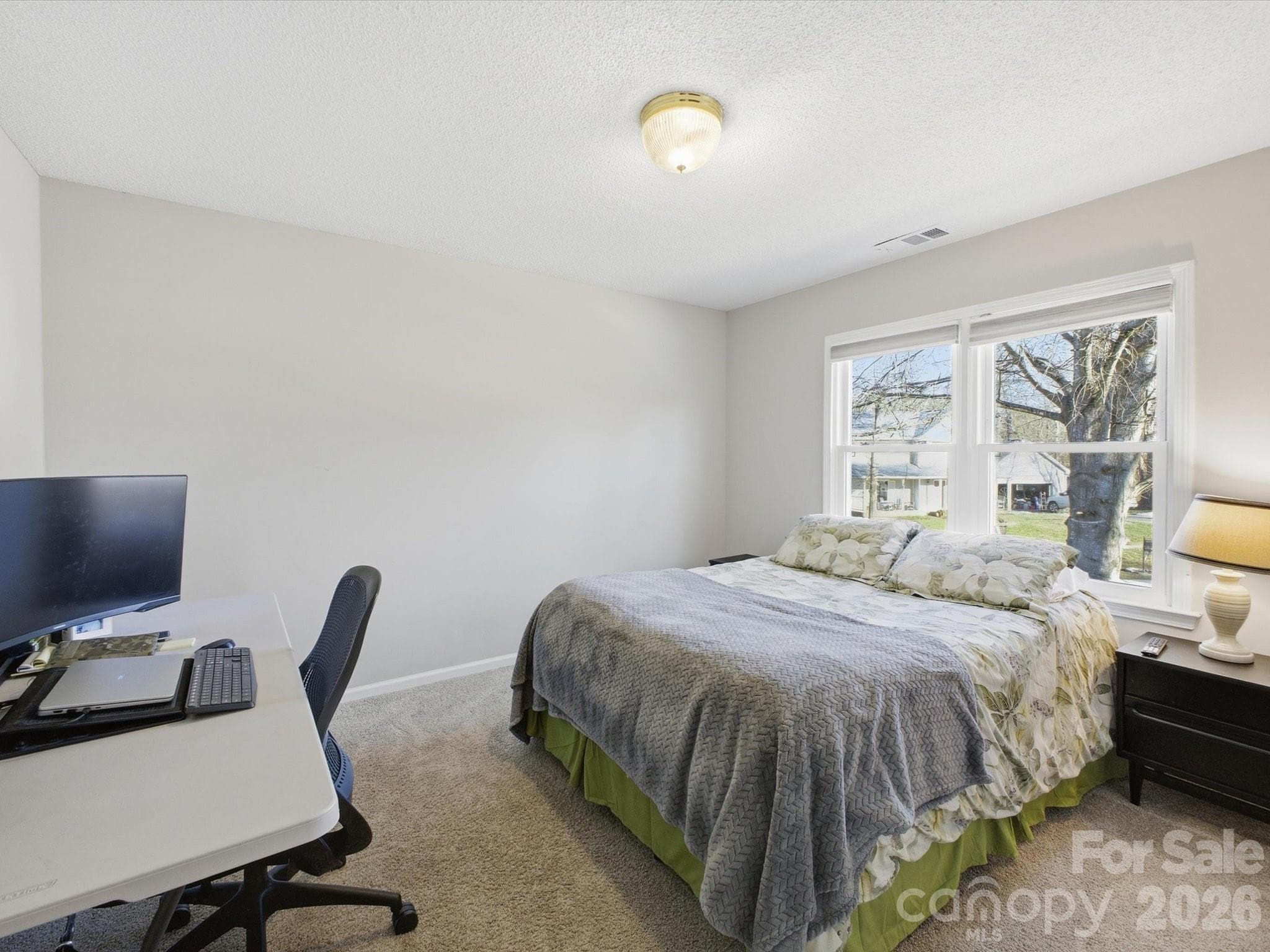 Second bedroom on upper floor with walk-in closet - 109 Elk Court, Mount Holly