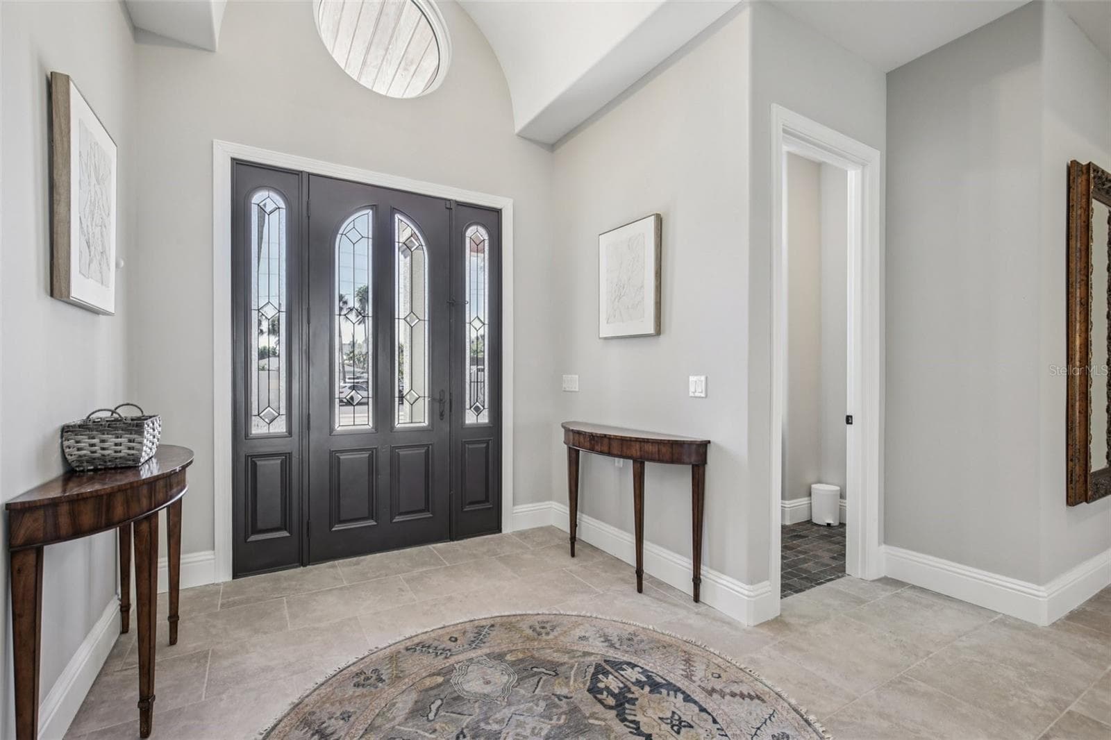 Foyer - 125 S BLVD OF PRESIDENTS, SARASOTA