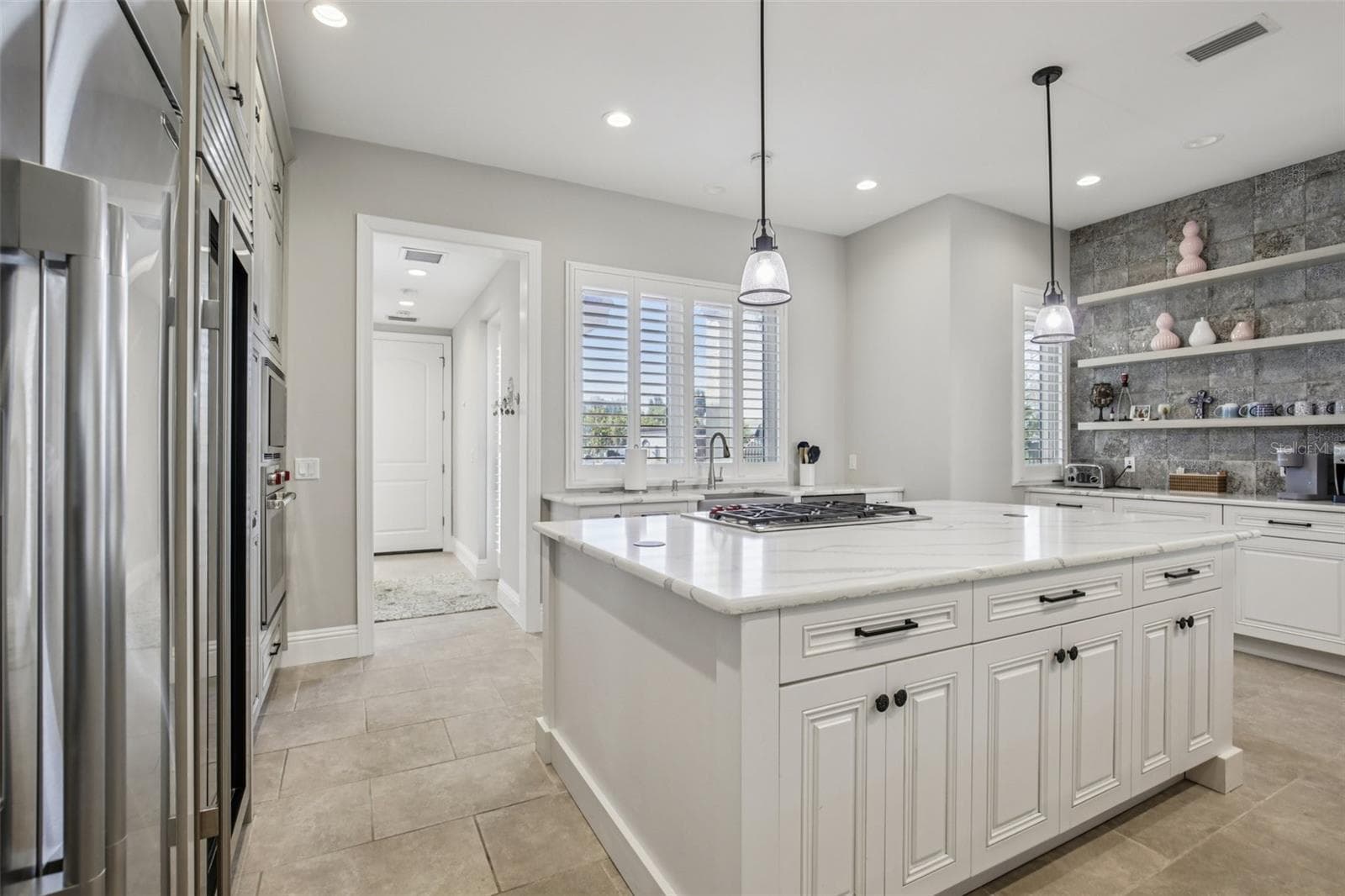 Kitchen - 125 S BLVD OF PRESIDENTS, SARASOTA