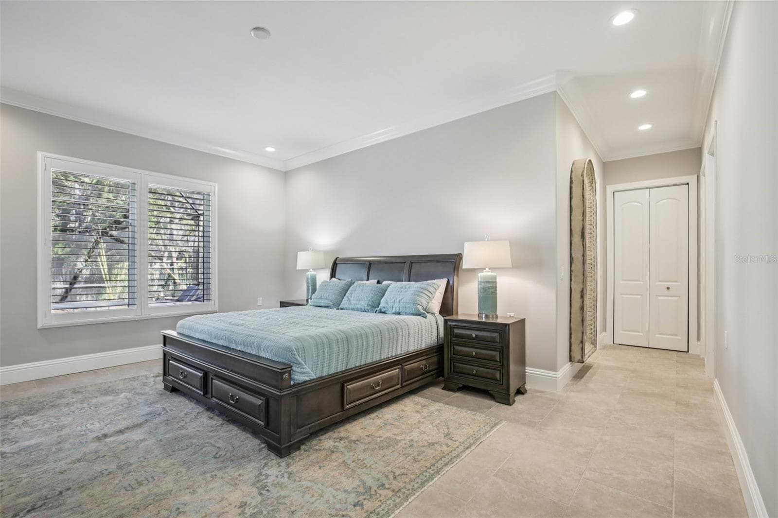 Primary bedroom - 125 S BLVD OF PRESIDENTS, SARASOTA