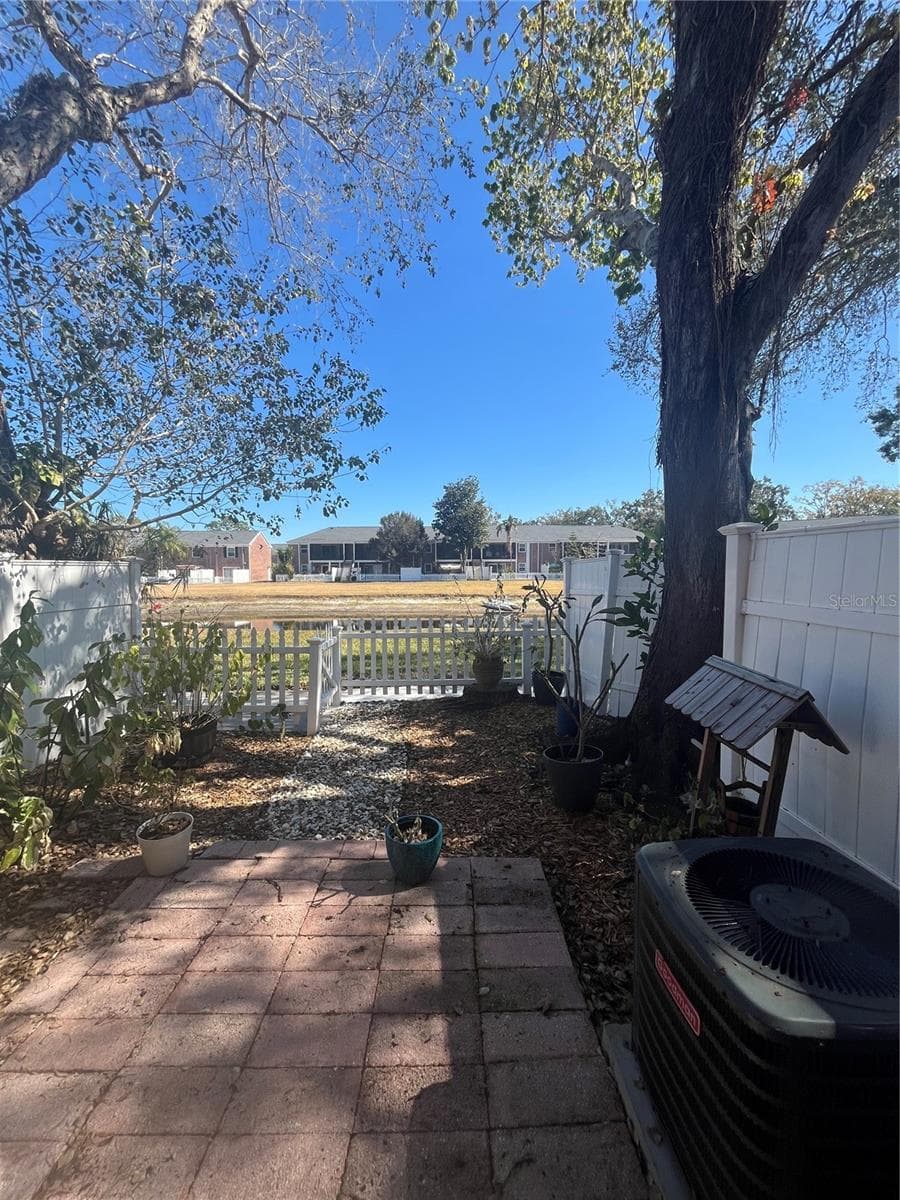 Back fence area - 13709 JUNIPER BLOSSOM DR #0, TAMPA