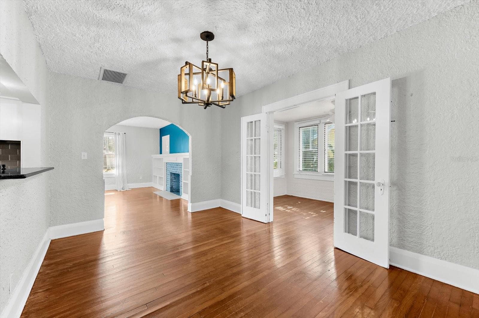 Single Family Residence at 2726 8TH AVE W, BRADENTON, photo 21 of 47