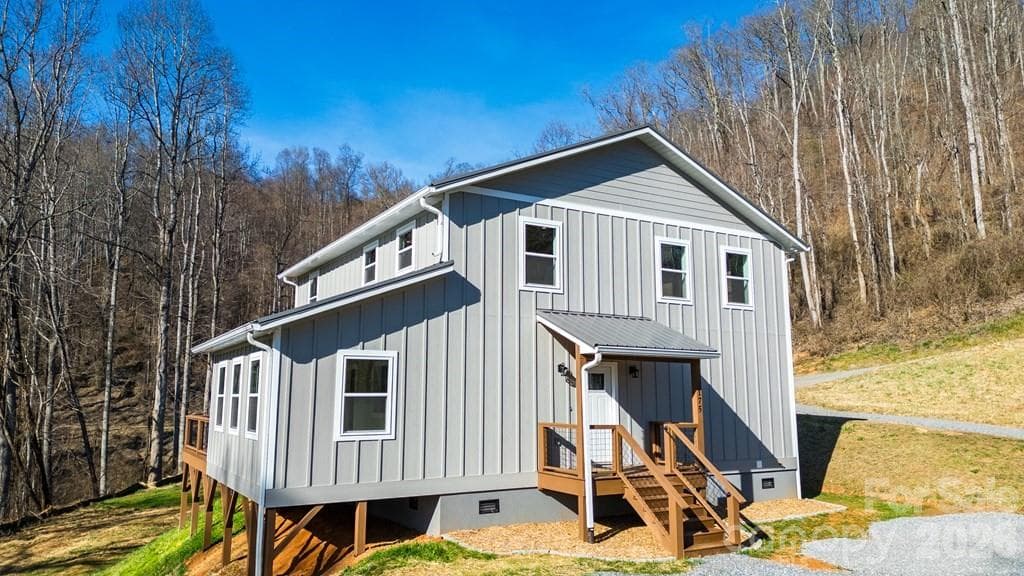 Single Family Residence at 175 Trinity Drive, Sylva, photo 3 of 50