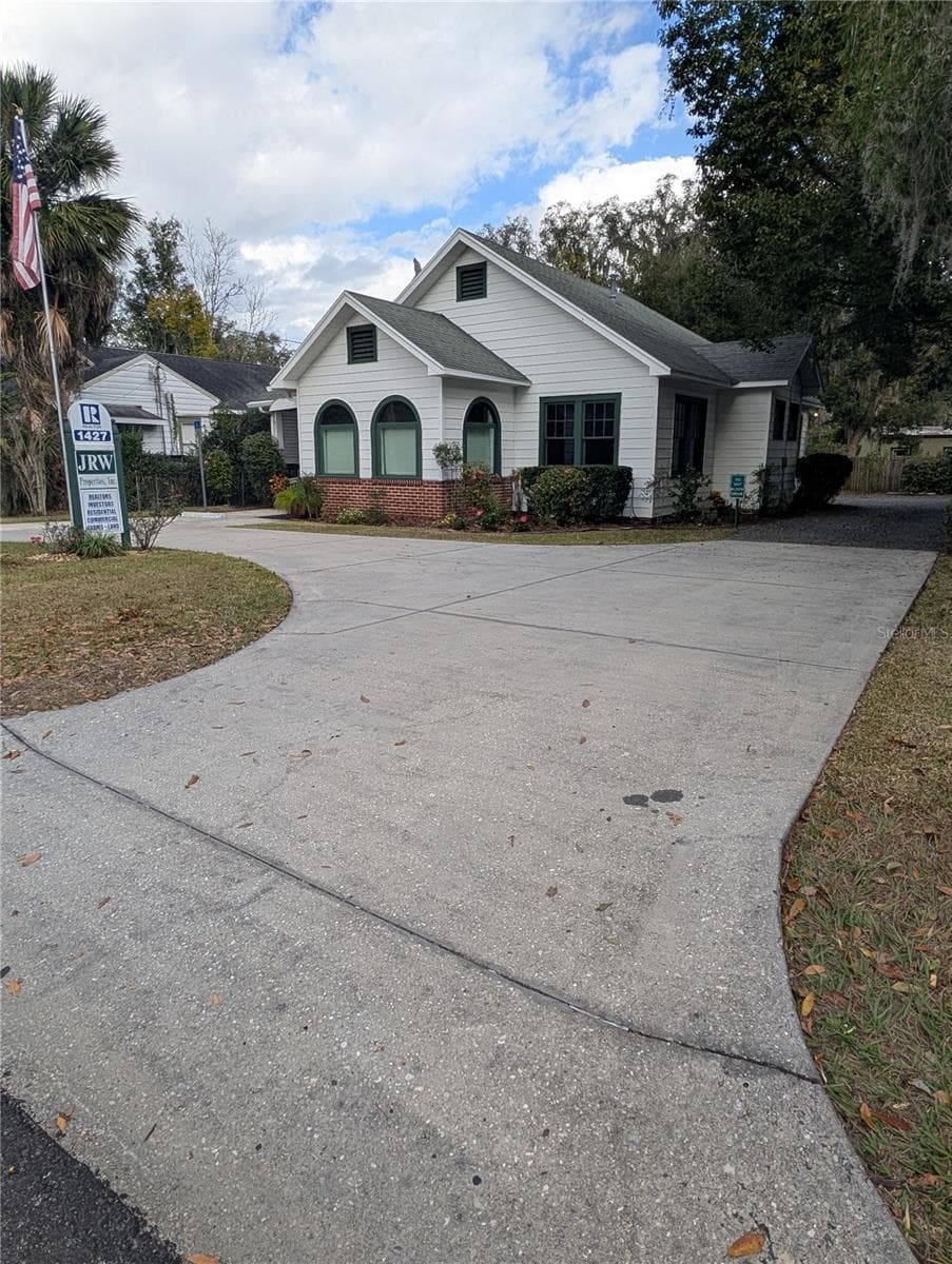 Mixed Use at 1427 E FORT KING ST, OCALA, photo 2 of 34