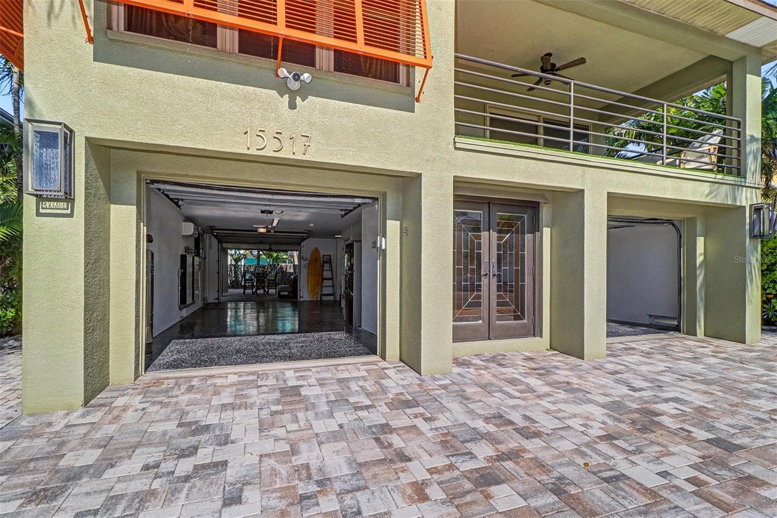 Single Family Residence at 15517 GULF BLVD, REDINGTON BEACH, photo 3 of 48