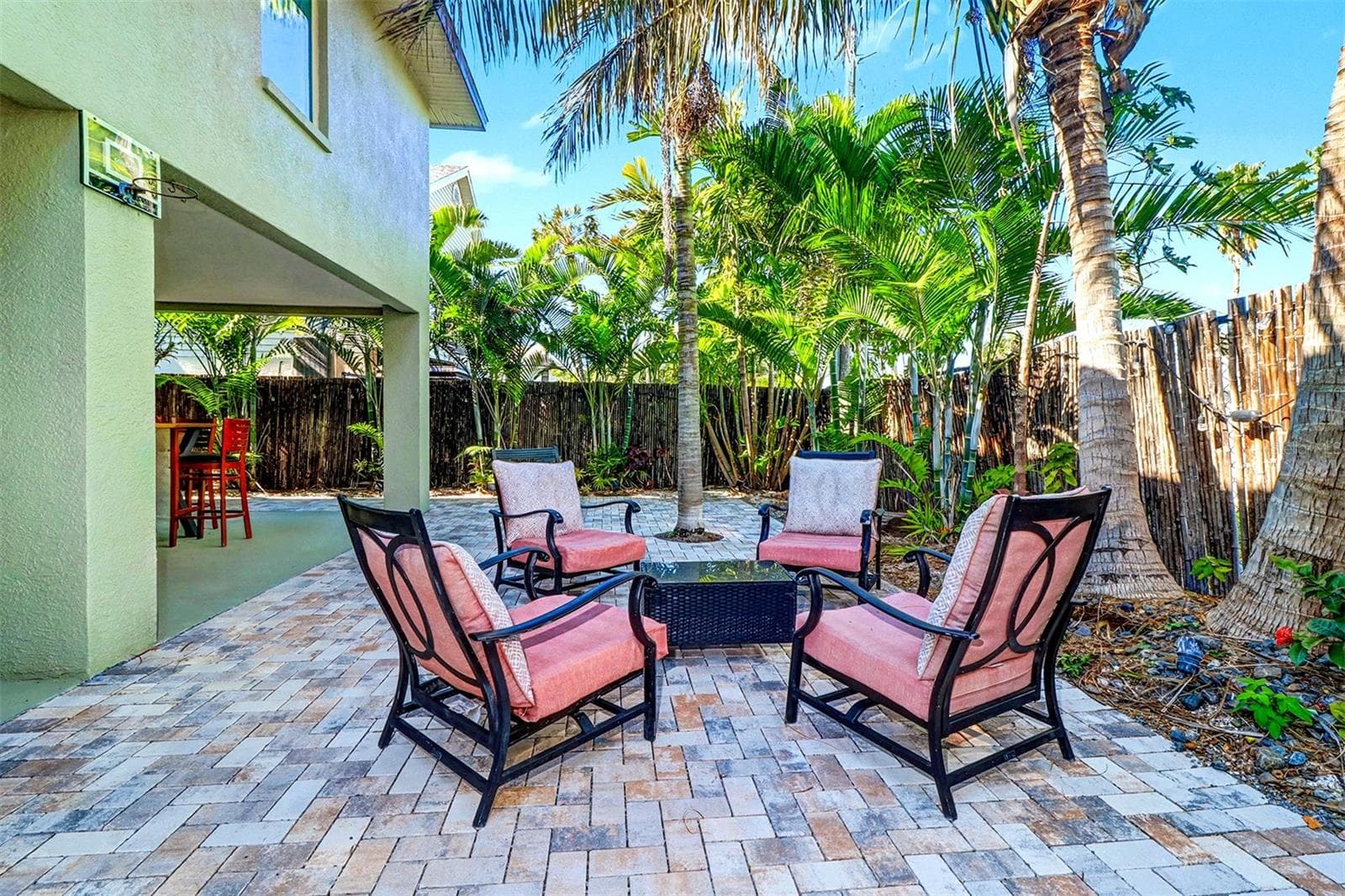 Single Family Residence at 15517 GULF BLVD, REDINGTON BEACH, photo 6 of 48