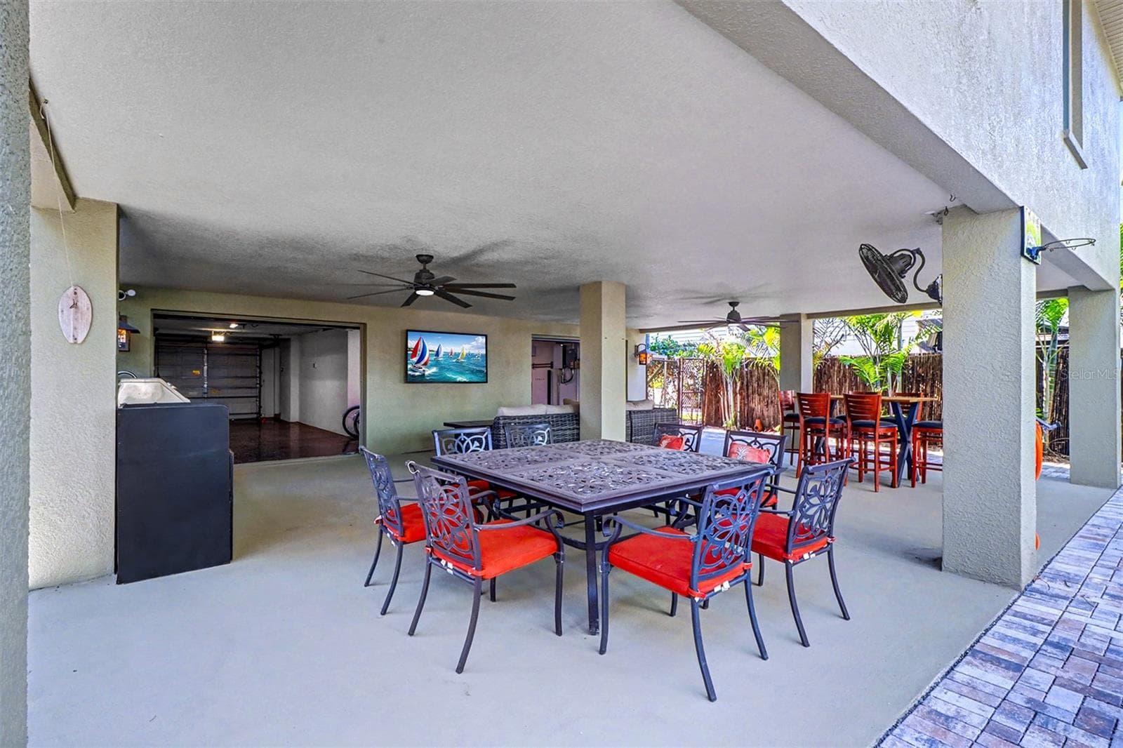 Single Family Residence at 15517 GULF BLVD, REDINGTON BEACH, photo 13 of 48