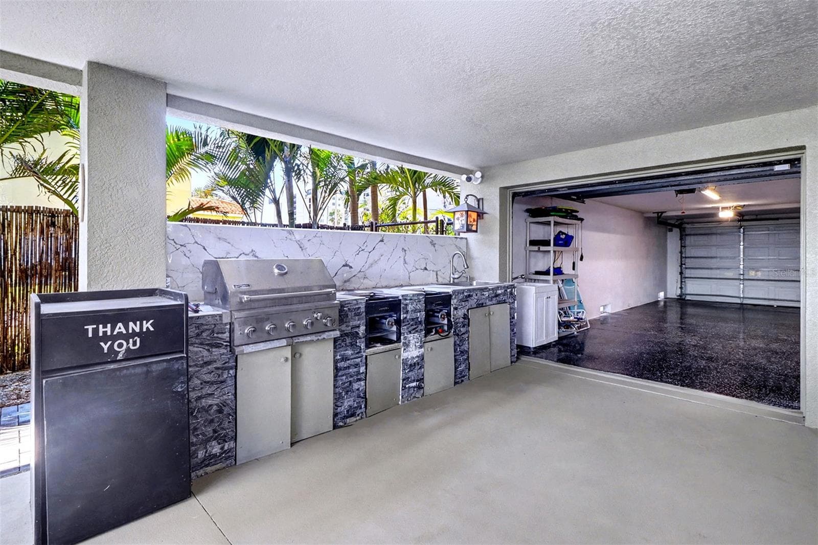 Single Family Residence at 15517 GULF BLVD, REDINGTON BEACH, photo 16 of 48