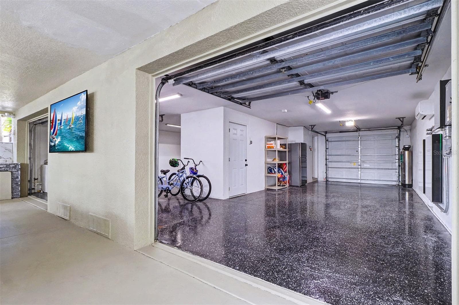 Single Family Residence at 15517 GULF BLVD, REDINGTON BEACH, photo 17 of 48