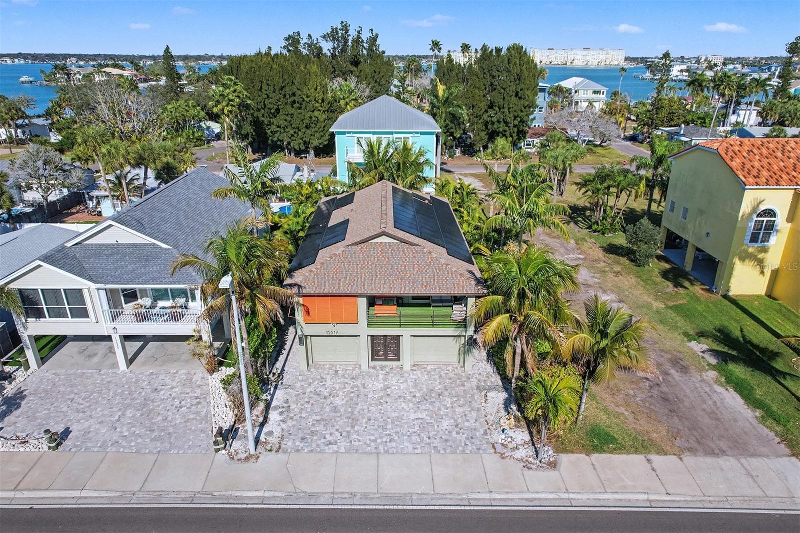 Single Family Residence at 15517 GULF BLVD, REDINGTON BEACH, photo 41 of 48