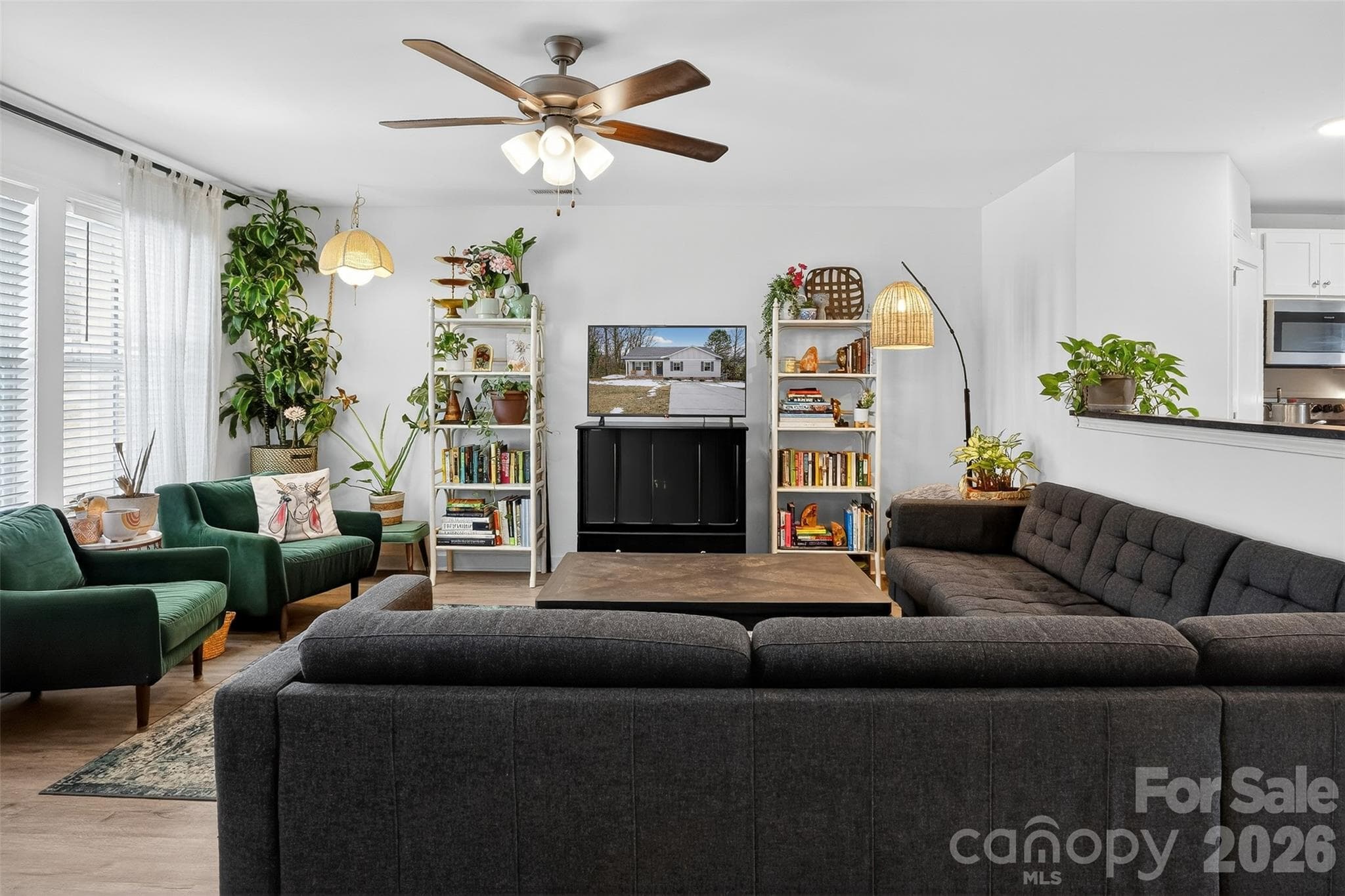 Single Family Residence at 1526 Shepard Street, Kannapolis, photo 6 of 37