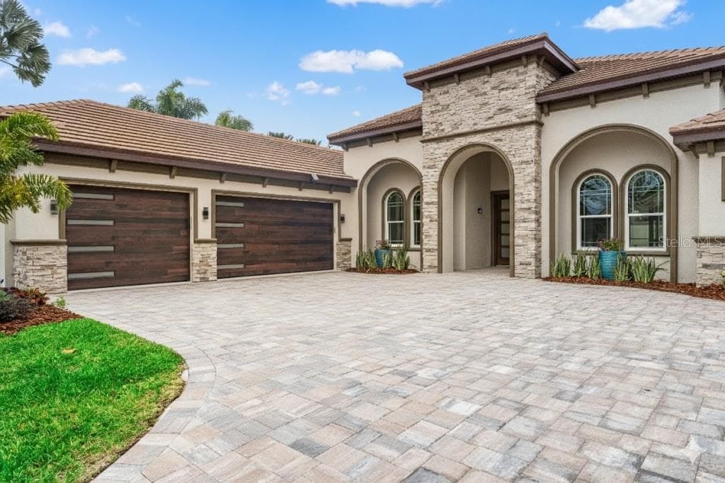 Single Family Residence at 10700 PONTOFINO CIR, TRINITY, photo 3 of 85