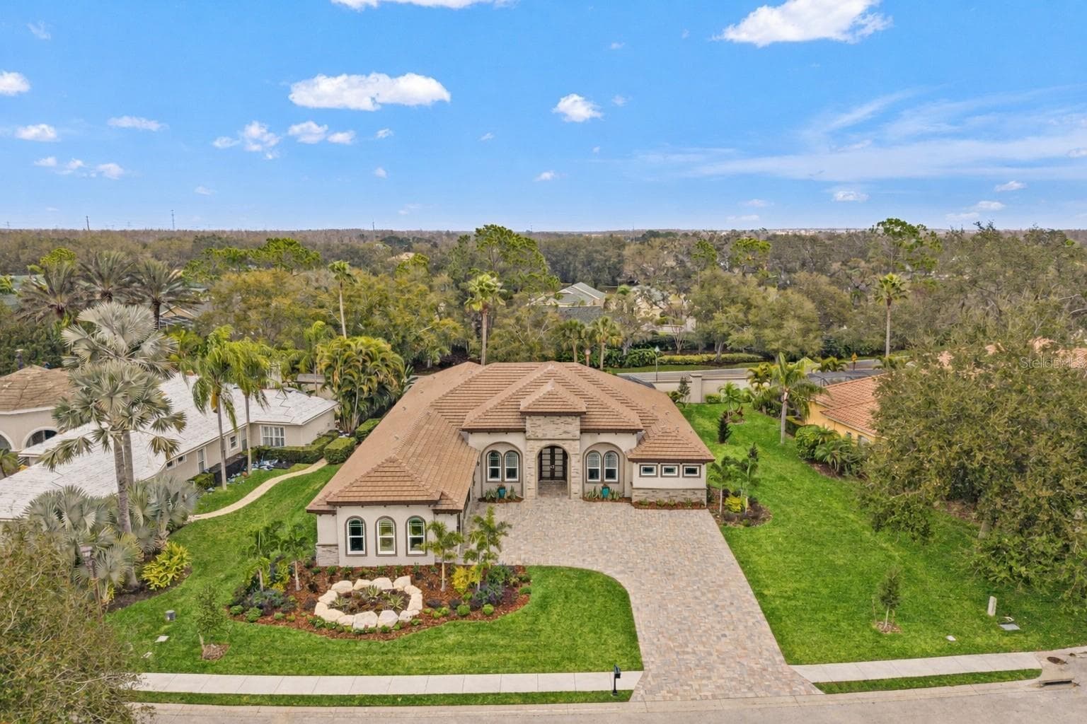 10700 PONTOFINO CIR