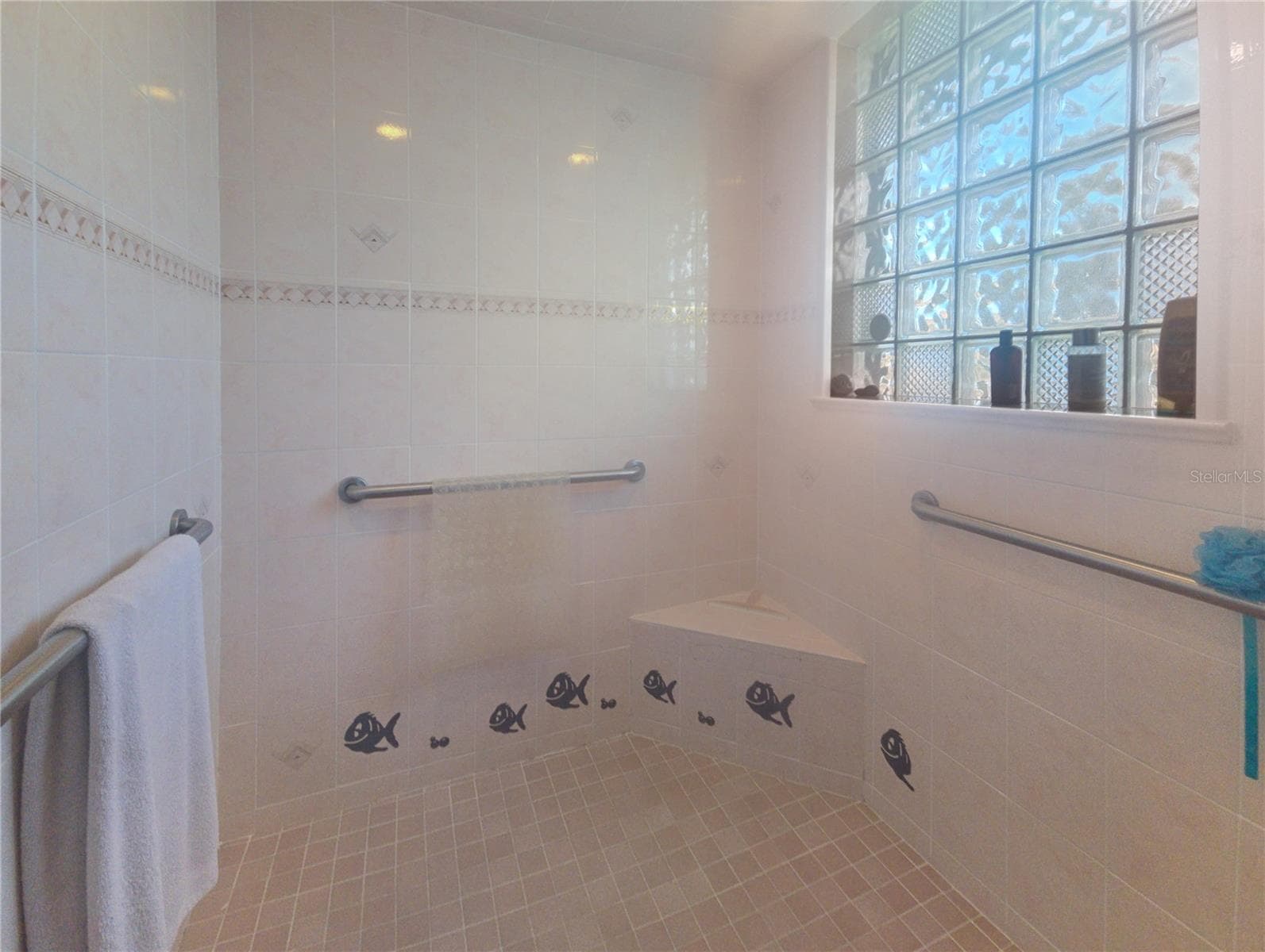 Primary Bath #2 / Roll in Shower - 77 HICKORY LOOP, OCALA