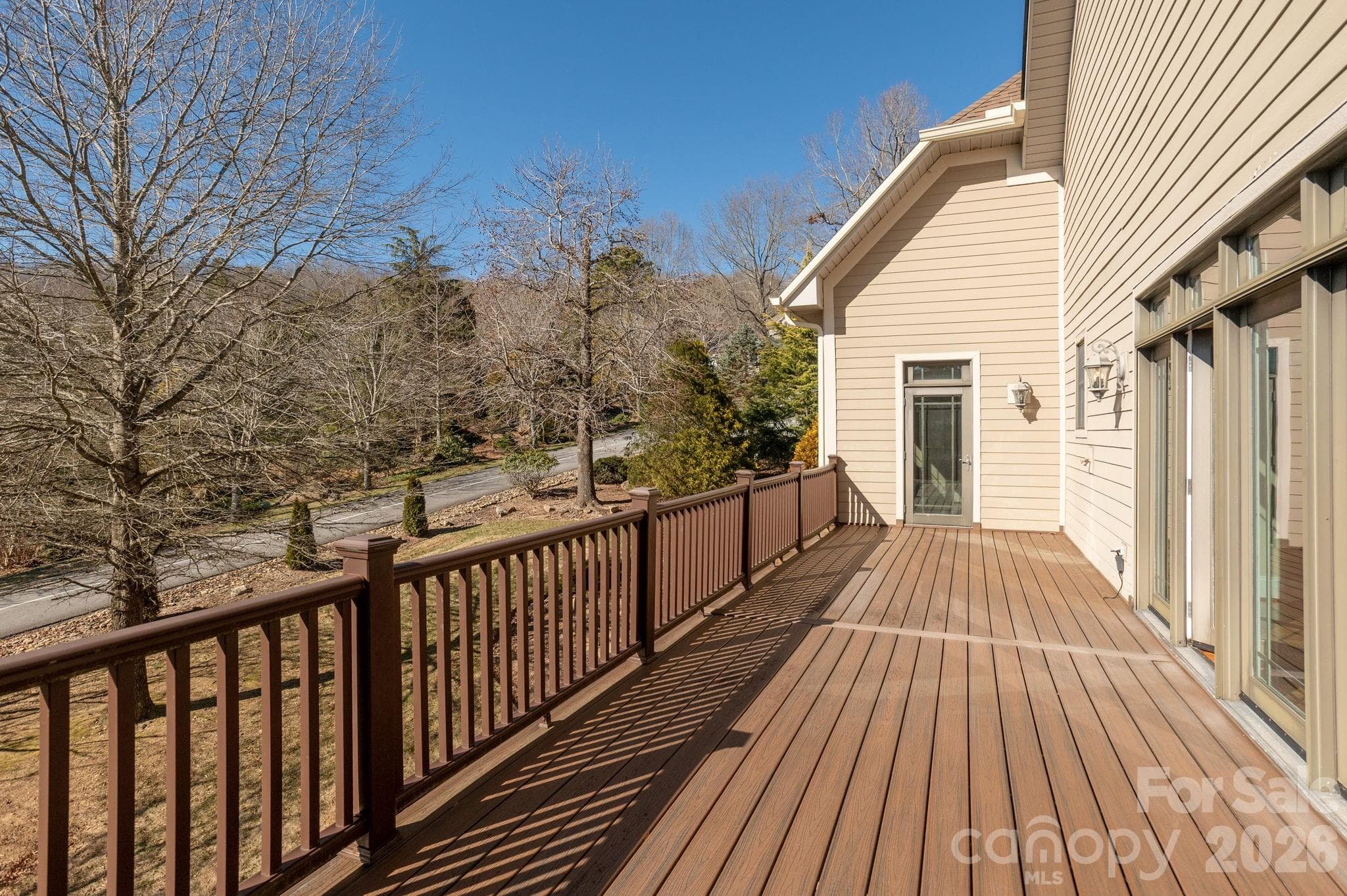 Single Family Residence at 16 WINTERBERRY Drive, Hendersonville, photo 12 of 48