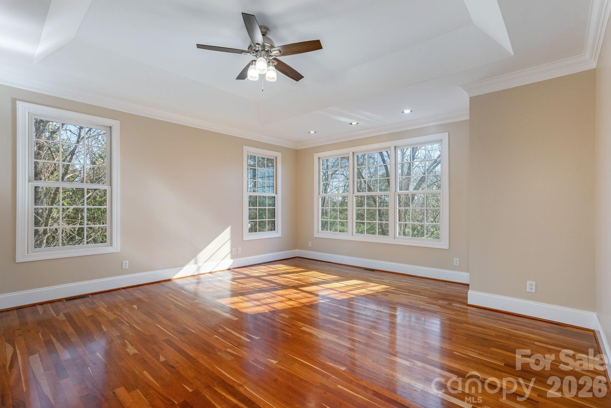 Single Family Residence at 16 WINTERBERRY Drive, Hendersonville, photo 23 of 48