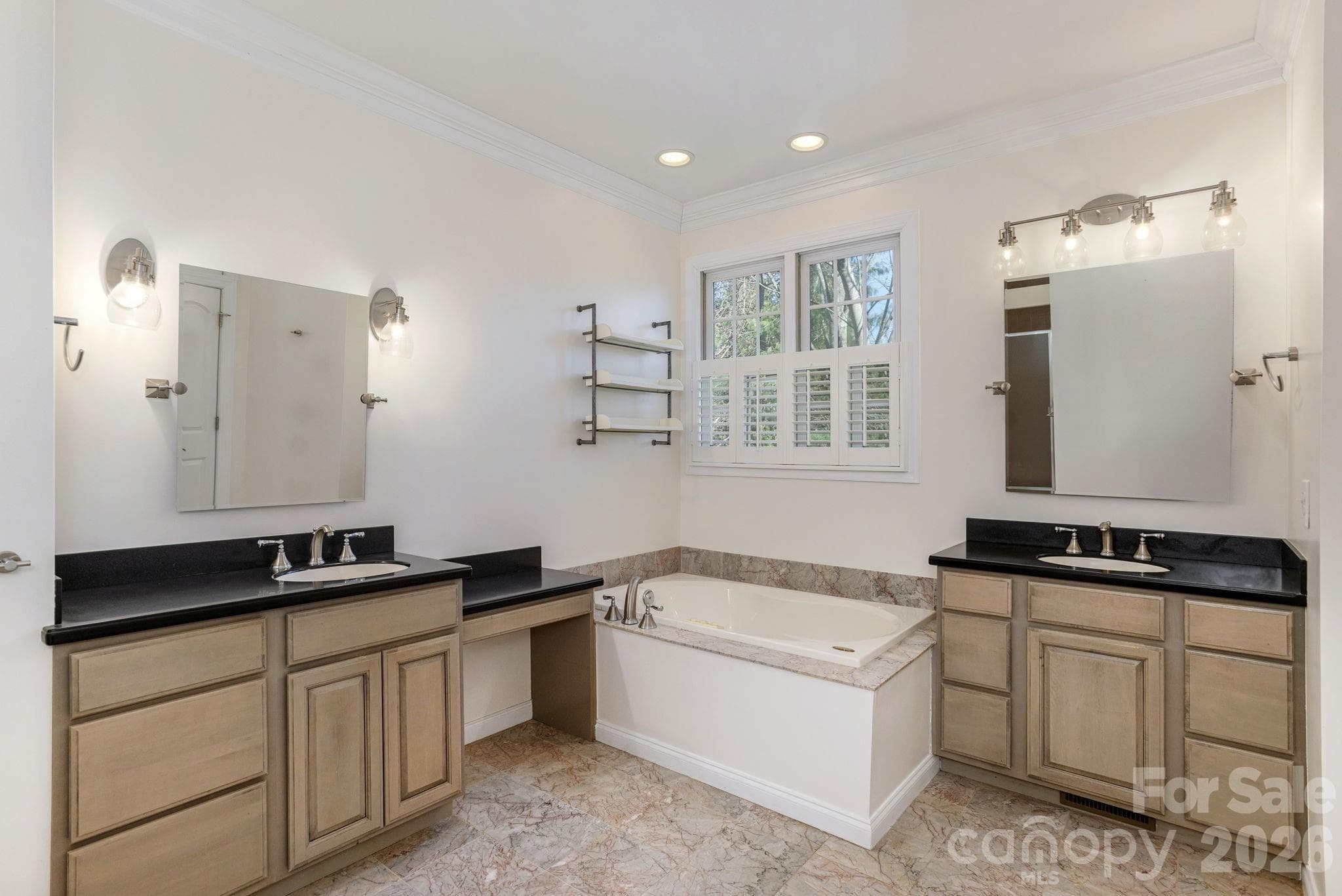 Single Family Residence at 16 WINTERBERRY Drive, Hendersonville, photo 25 of 48