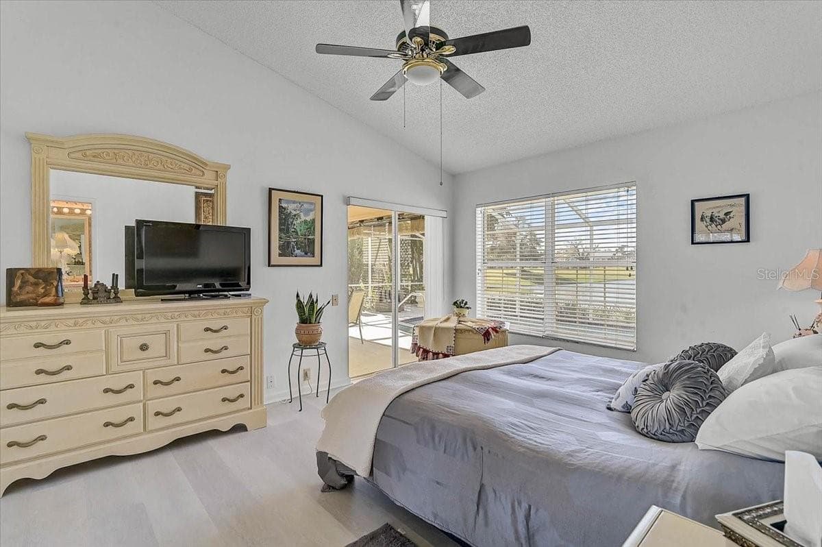 Single Family Residence at 4640 PERIDIA BLVD E, BRADENTON, photo 13 of 35