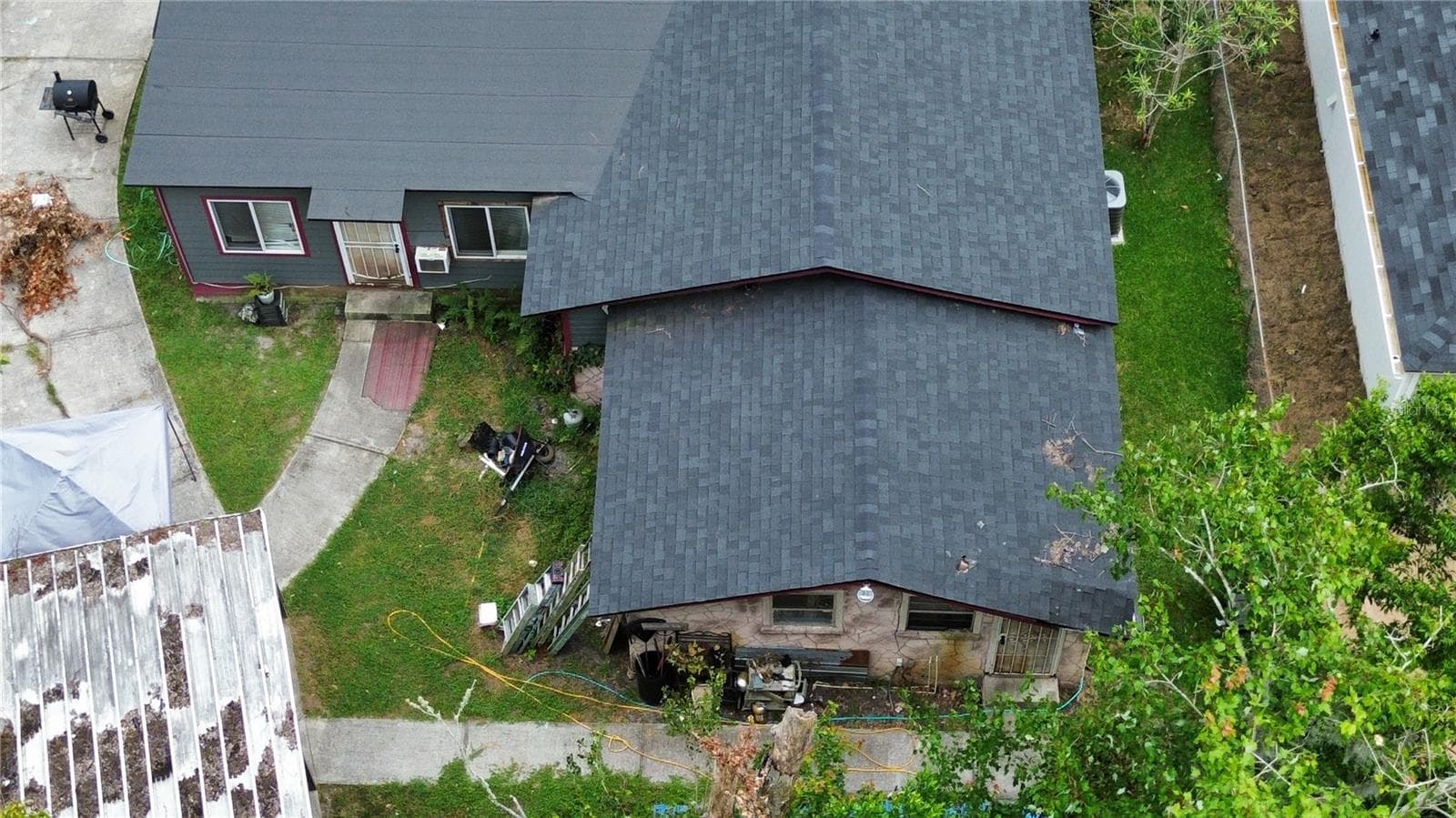 Single Family Residence at 5851 DUNMIRE AVE, JACKSONVILLE, photo 10 of 34