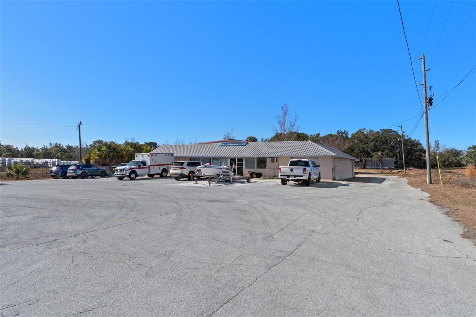 Mixed Use at 6680 W GULF TO LAKE HWY, CRYSTAL RIVER, photo 3 of 26