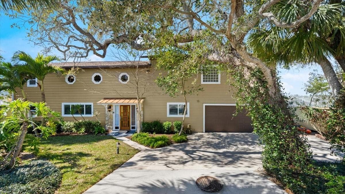 2306 JOHN ANDERSON DR