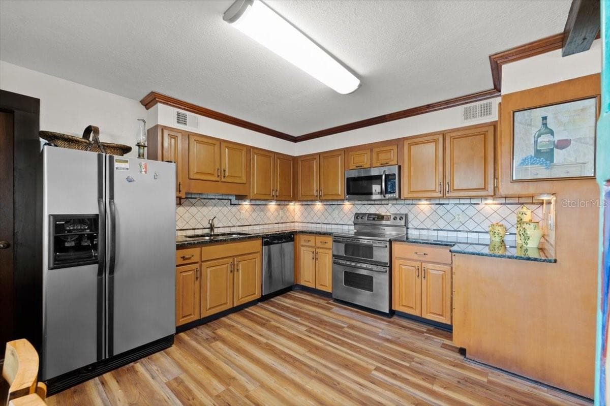 Single Family Residence at 2306 JOHN ANDERSON DR, ORMOND BEACH, photo 12 of 57