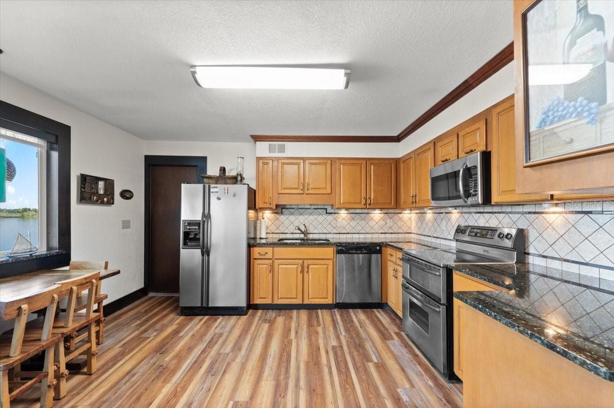 Single Family Residence at 2306 JOHN ANDERSON DR, ORMOND BEACH, photo 13 of 57