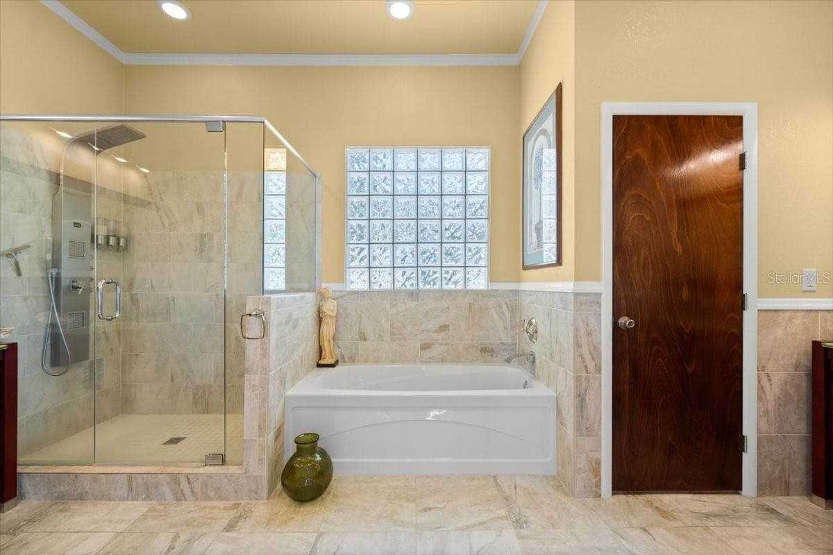Single Family Residence at 2306 JOHN ANDERSON DR, ORMOND BEACH, photo 25 of 57
