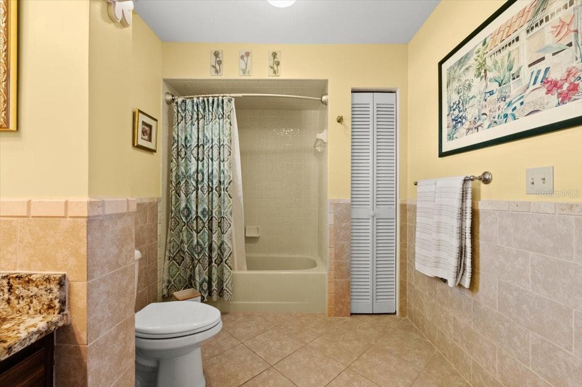 Single Family Residence at 2306 JOHN ANDERSON DR, ORMOND BEACH, photo 38 of 57
