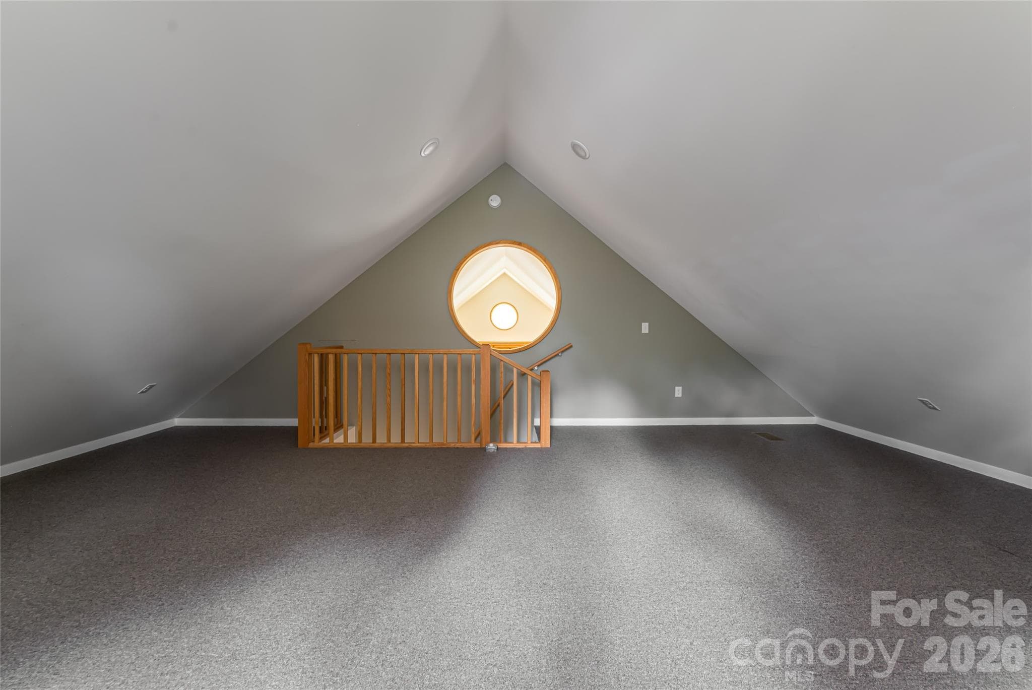 Bonus room on third floor - 7 Bee Balm Way, Asheville