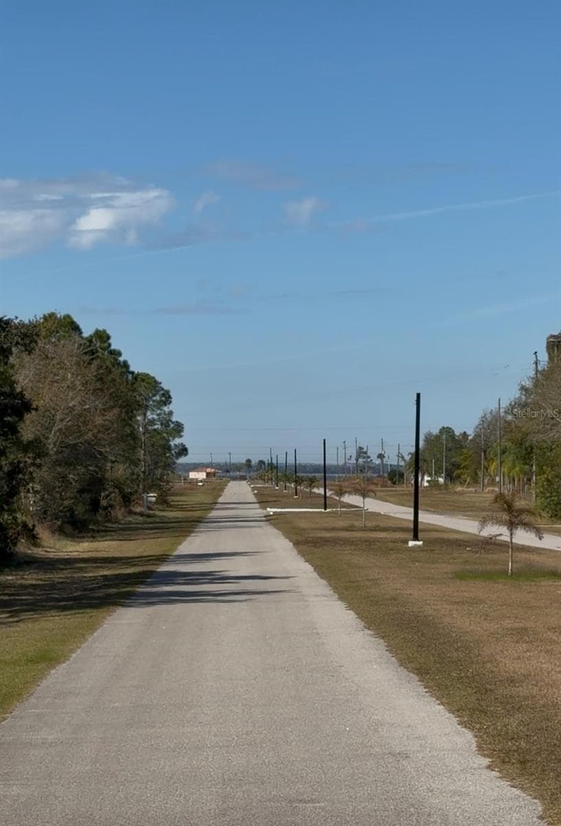Park Ave - 923 GAILLARDIA DR, INDIAN LAKE ESTATES