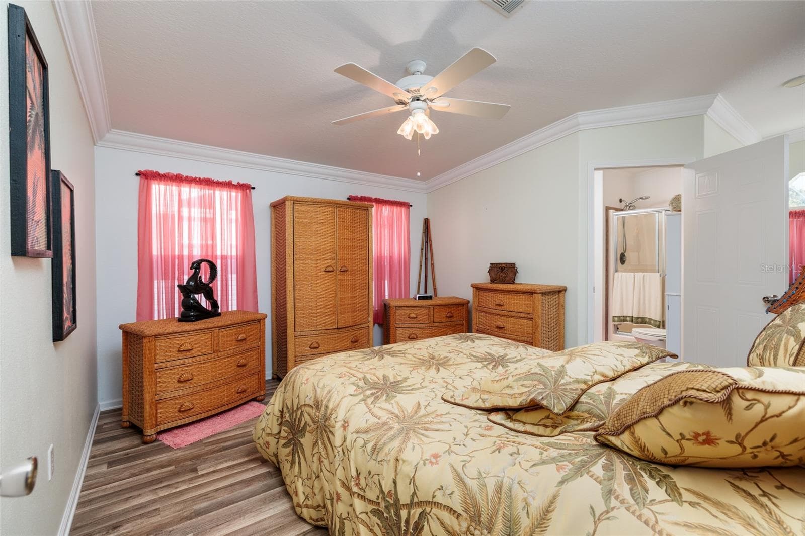 Manufactured Home at 134 AMERICANA CT NE #216, ST PETERSBURG, photo 15 of 55