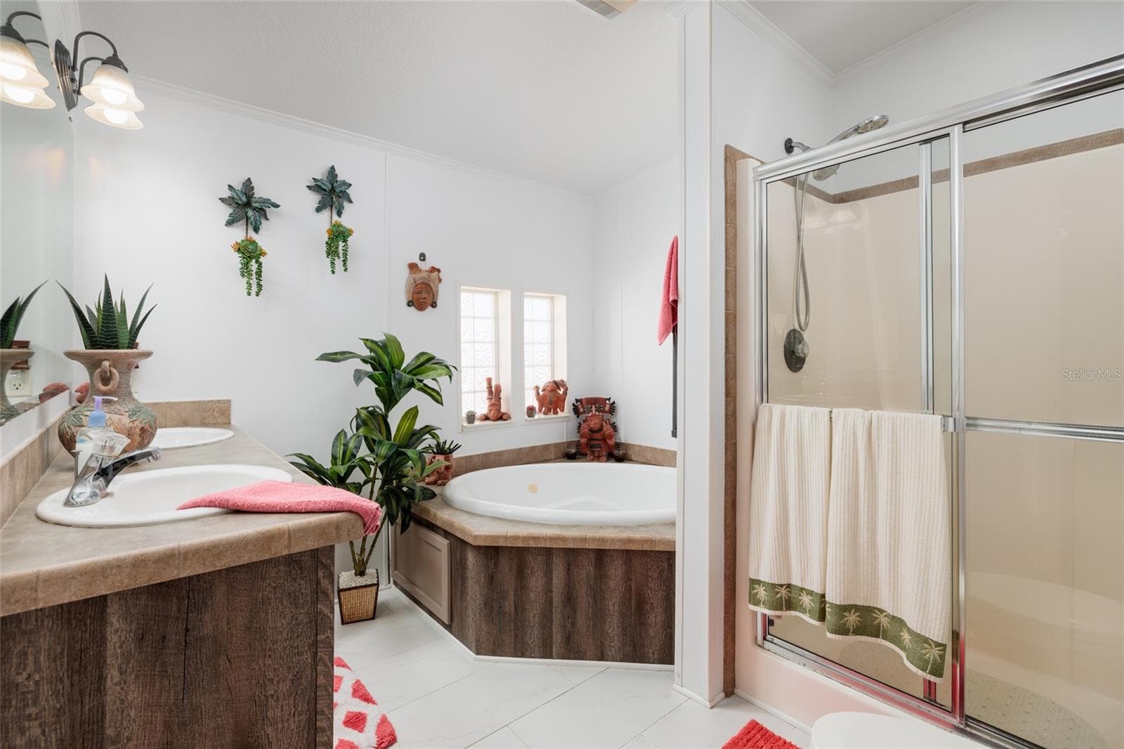 Manufactured Home at 134 AMERICANA CT NE #216, ST PETERSBURG, photo 10 of 55
