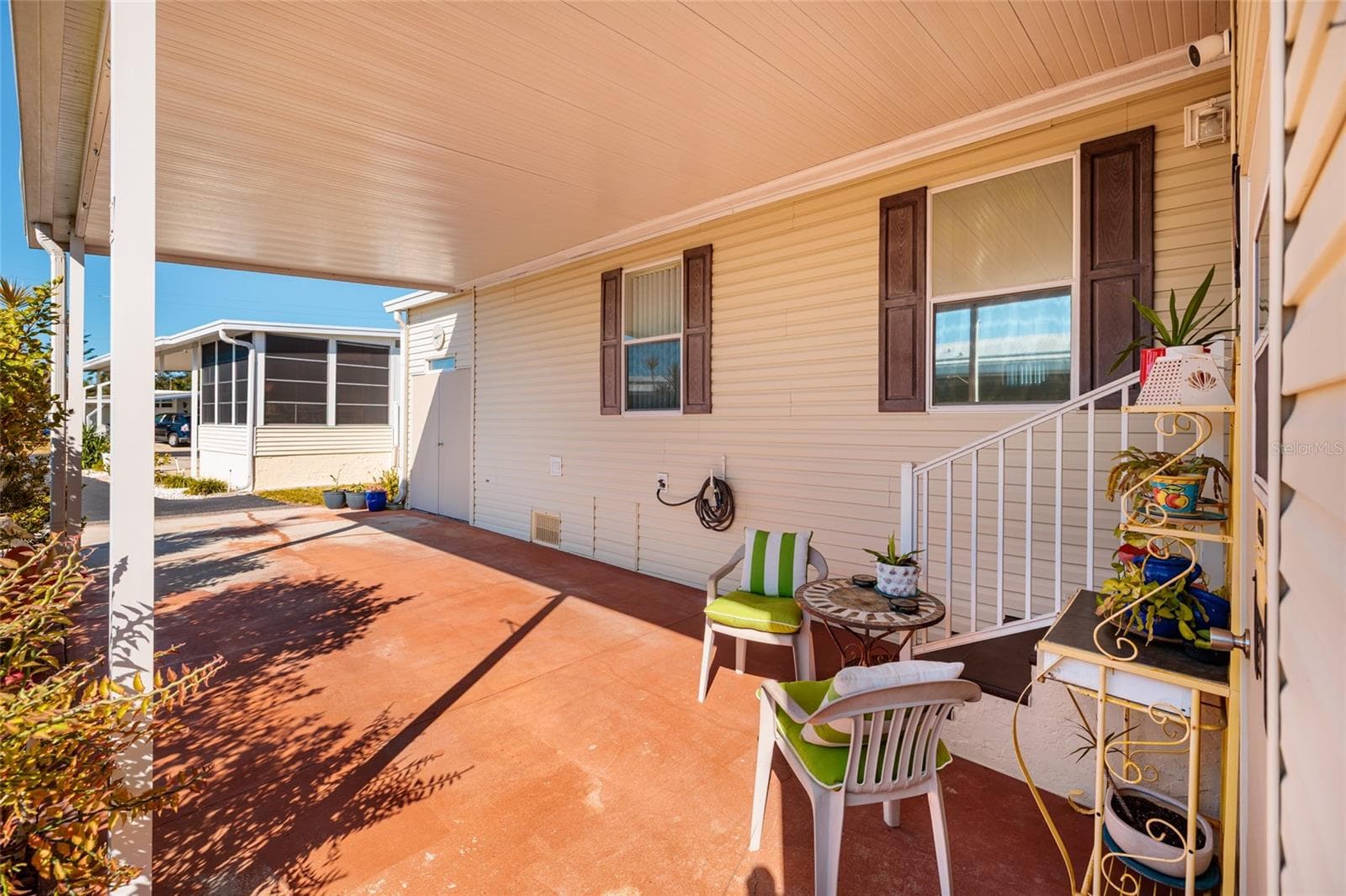 Manufactured Home at 134 AMERICANA CT NE #216, ST PETERSBURG, photo 23 of 55