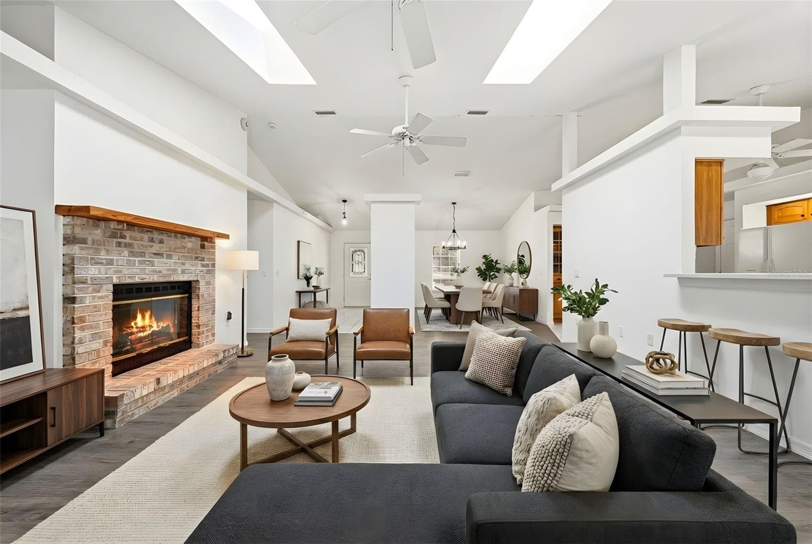 Living Room - 36841 RESERVE DR, EUSTIS
