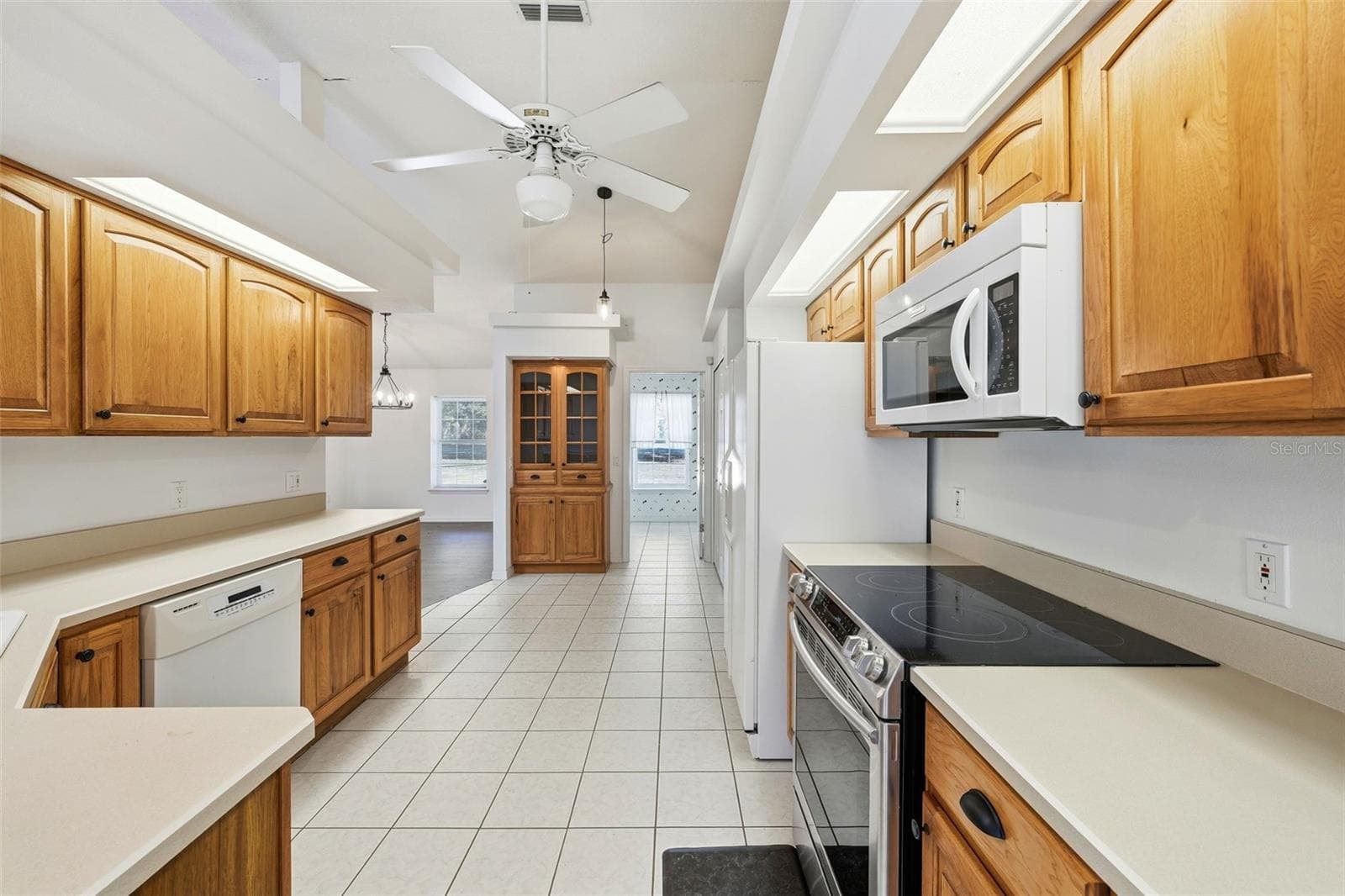 Kitchen - 36841 RESERVE DR, EUSTIS