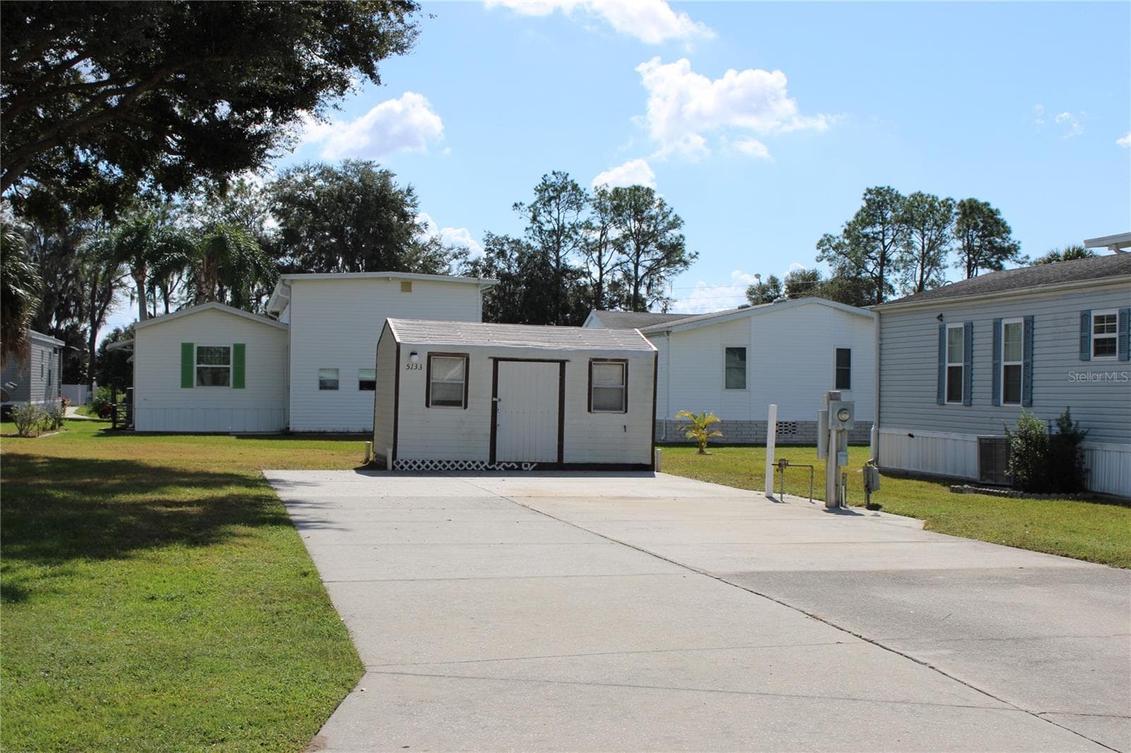 5133 SHORE LINE DR