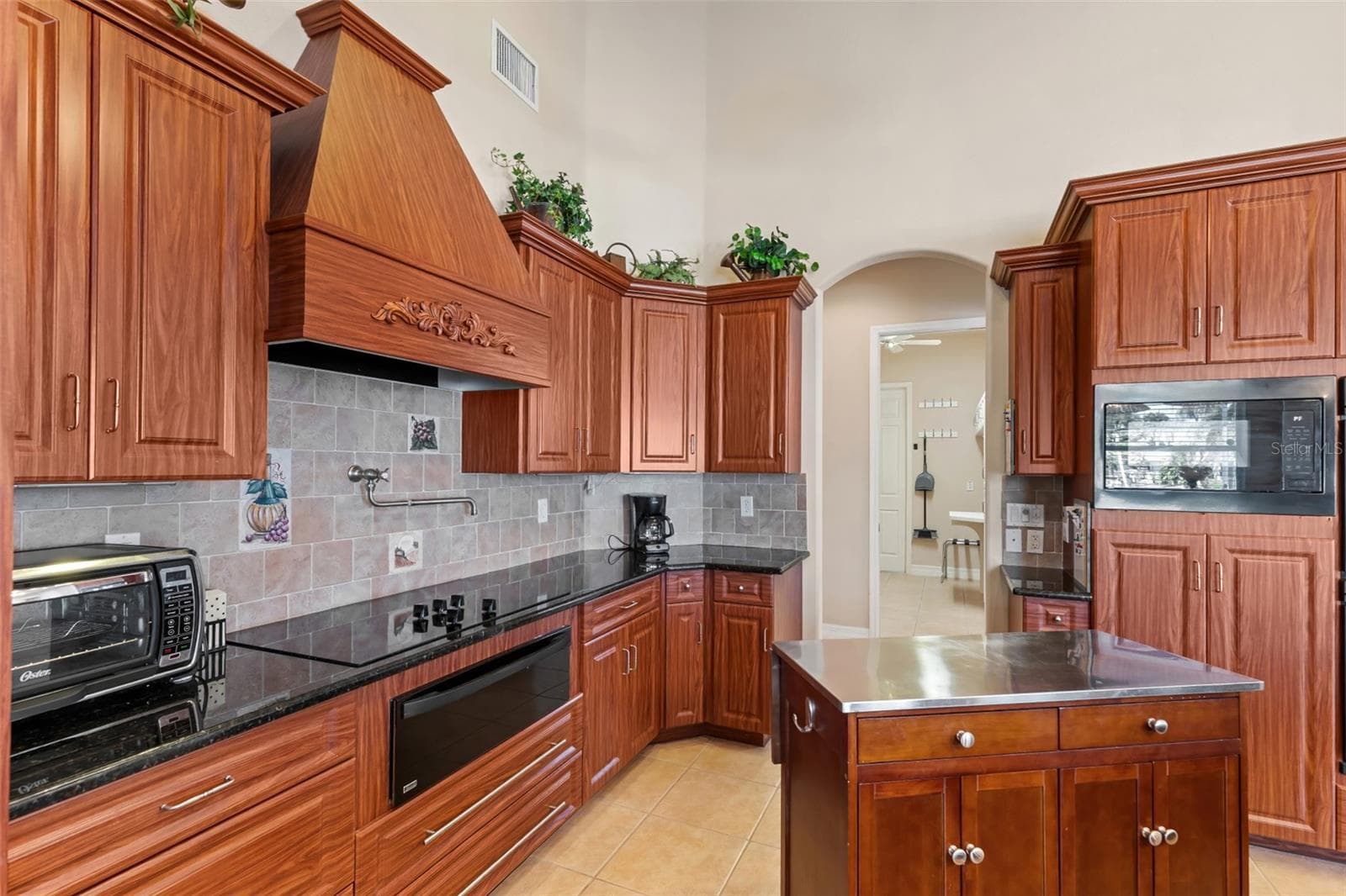 Single Family Residence at 1935 SE 26TH ST, CAPE CORAL, photo 10 of 36