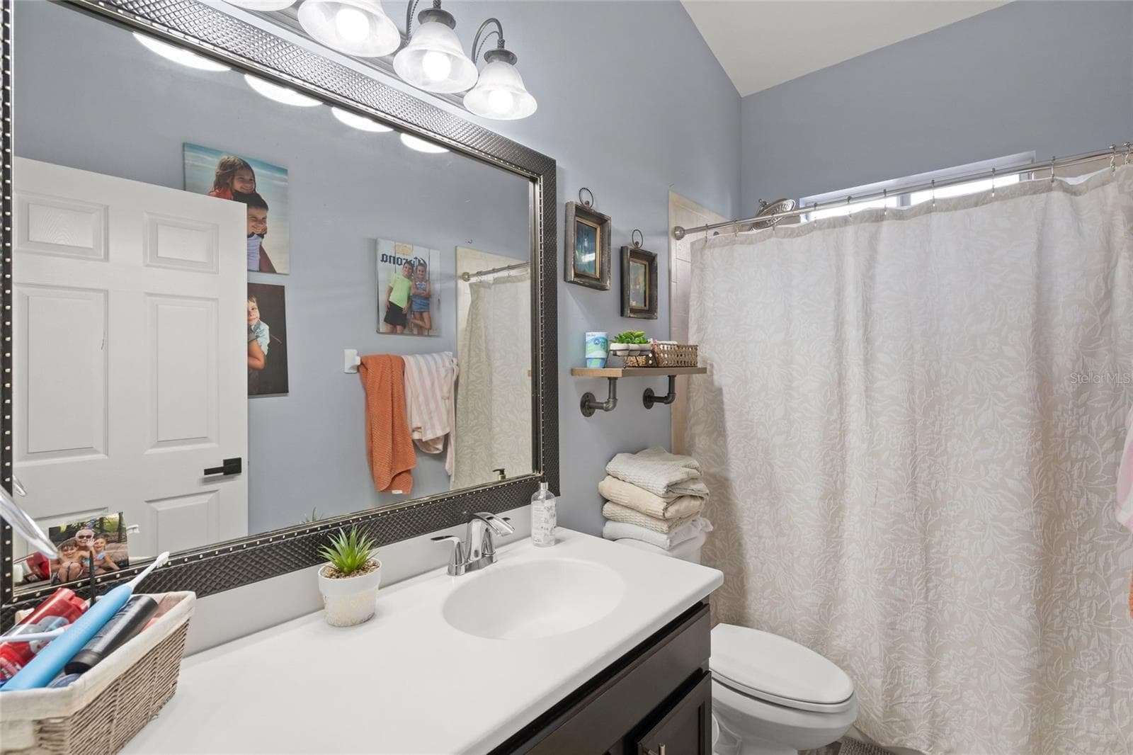 Single Family Residence at 6723 TAILFEATHER WAY, BRADENTON, photo 24 of 40