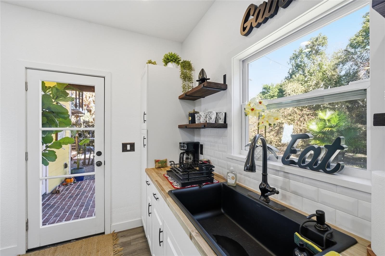 Guest House - Kitchen - 1927 ELAND AVE, WINTER PARK