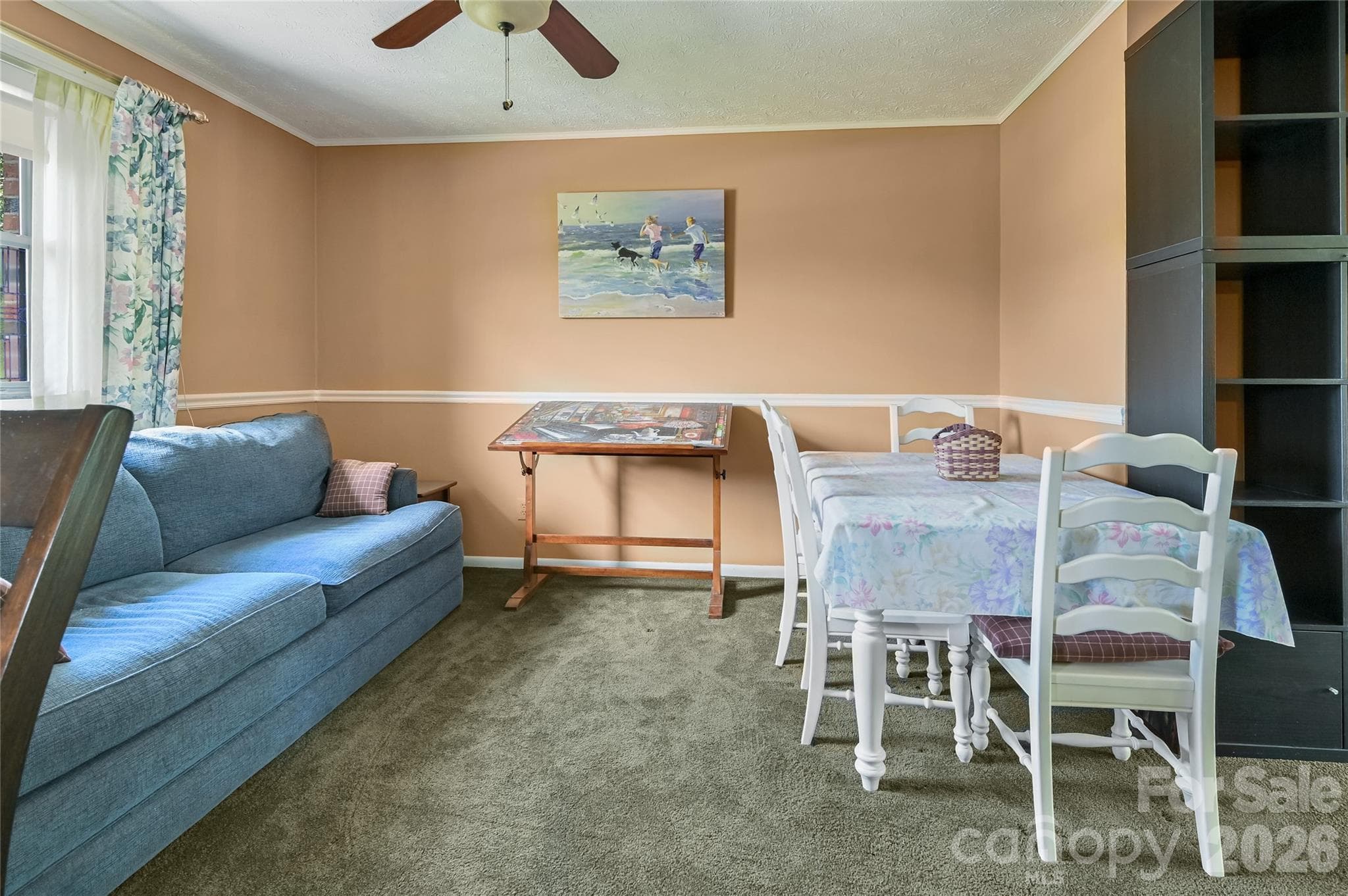 dining room - Hendersonville