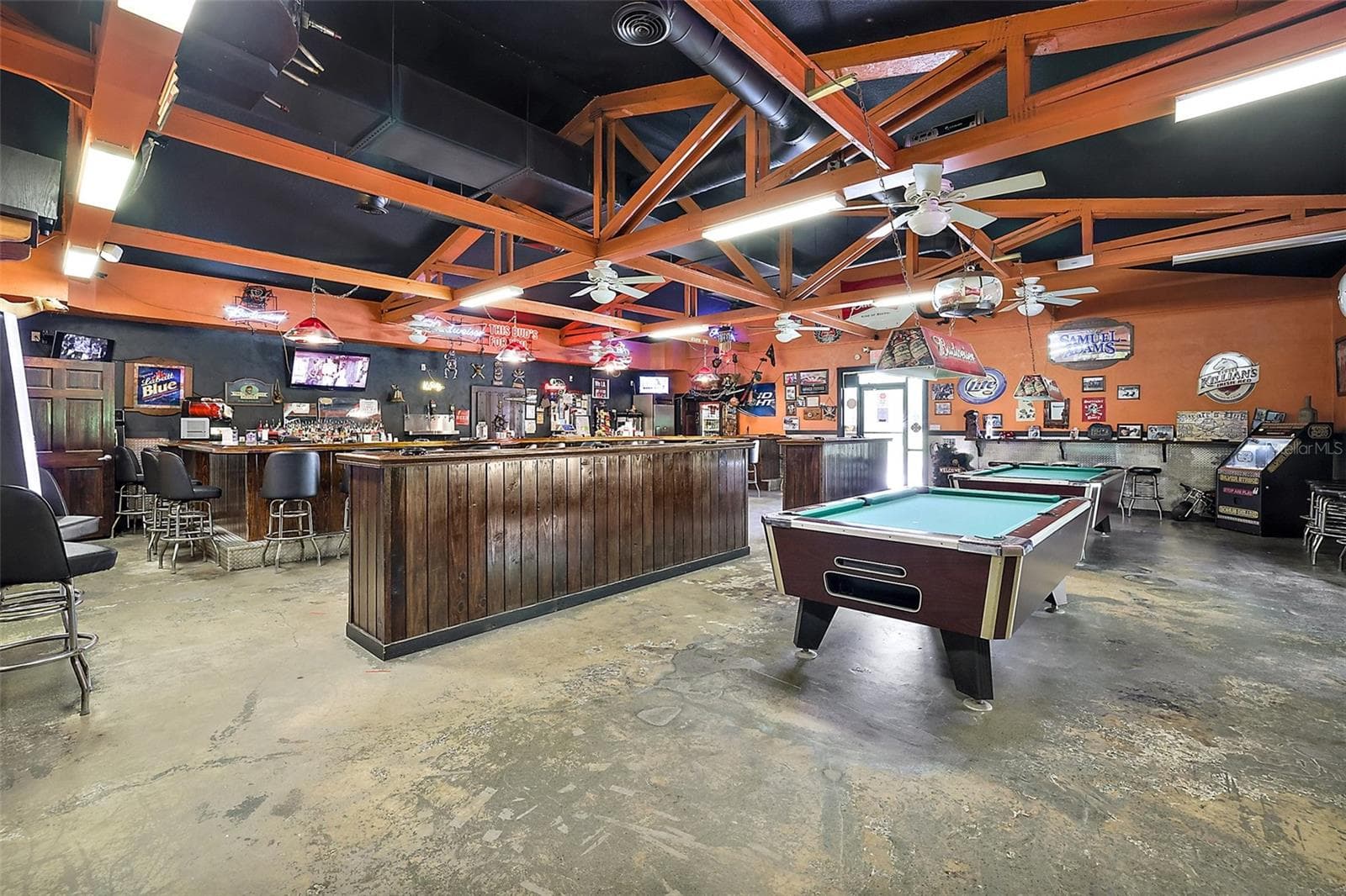 Restaurant at 25031 COUNTY ROAD 42, PAISLEY, photo 7 of 31