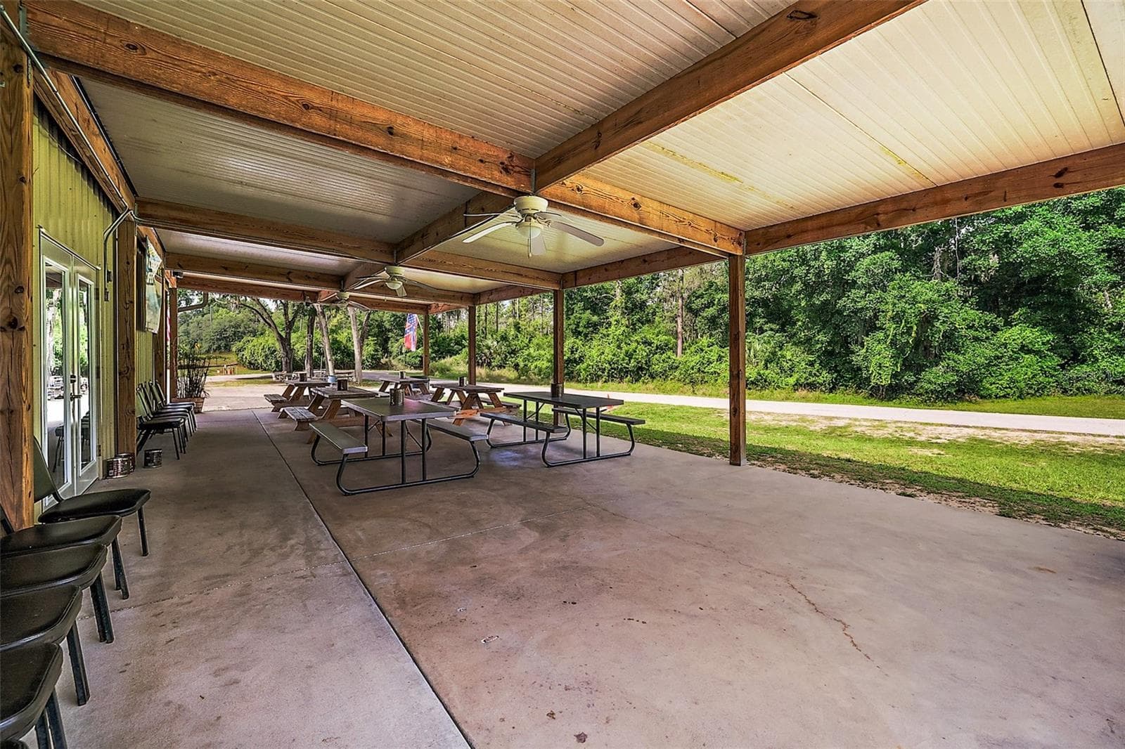 Restaurant at 25031 COUNTY ROAD 42, PAISLEY, photo 10 of 31