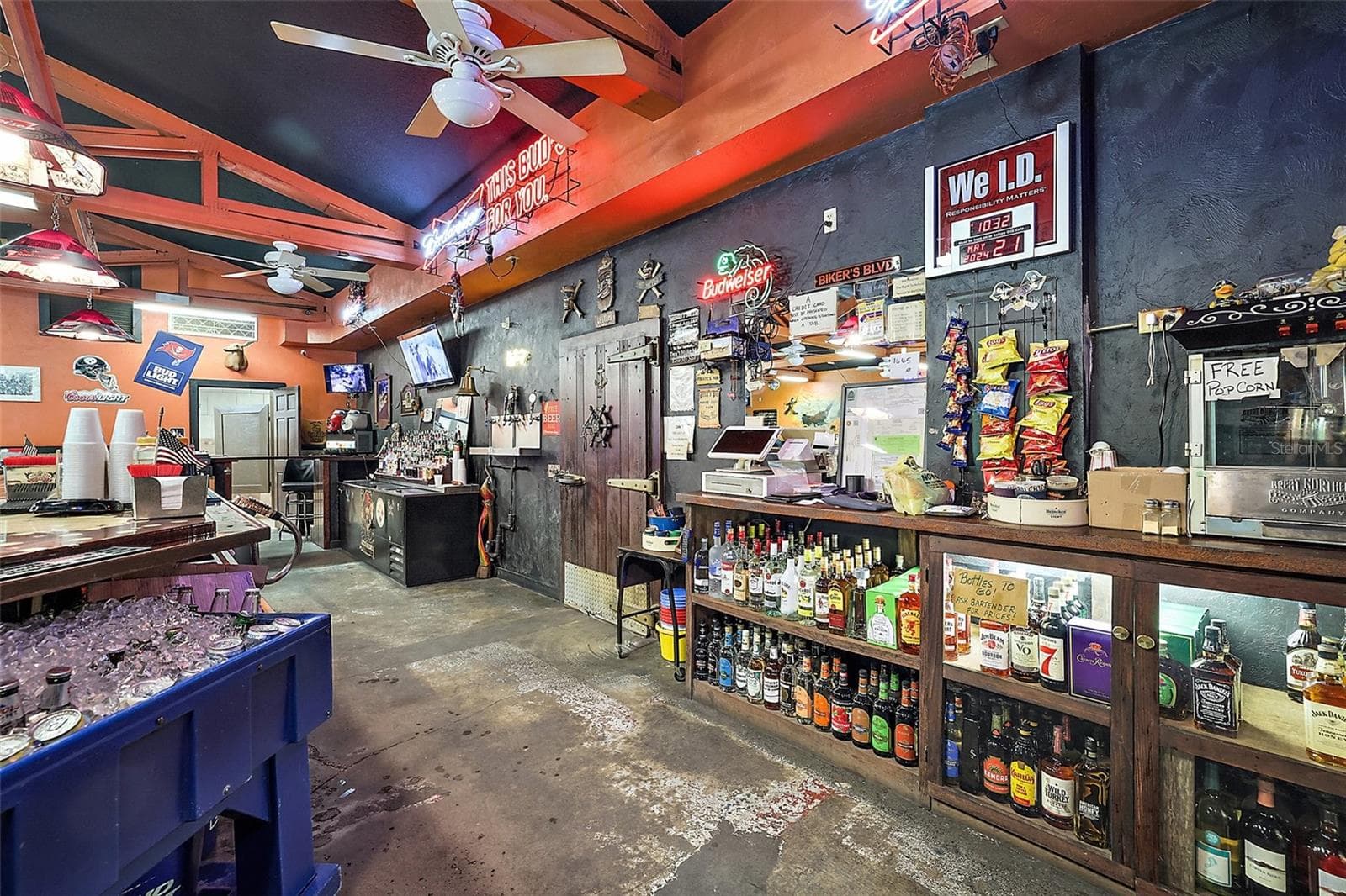 Restaurant at 25031 COUNTY ROAD 42, PAISLEY, photo 11 of 31