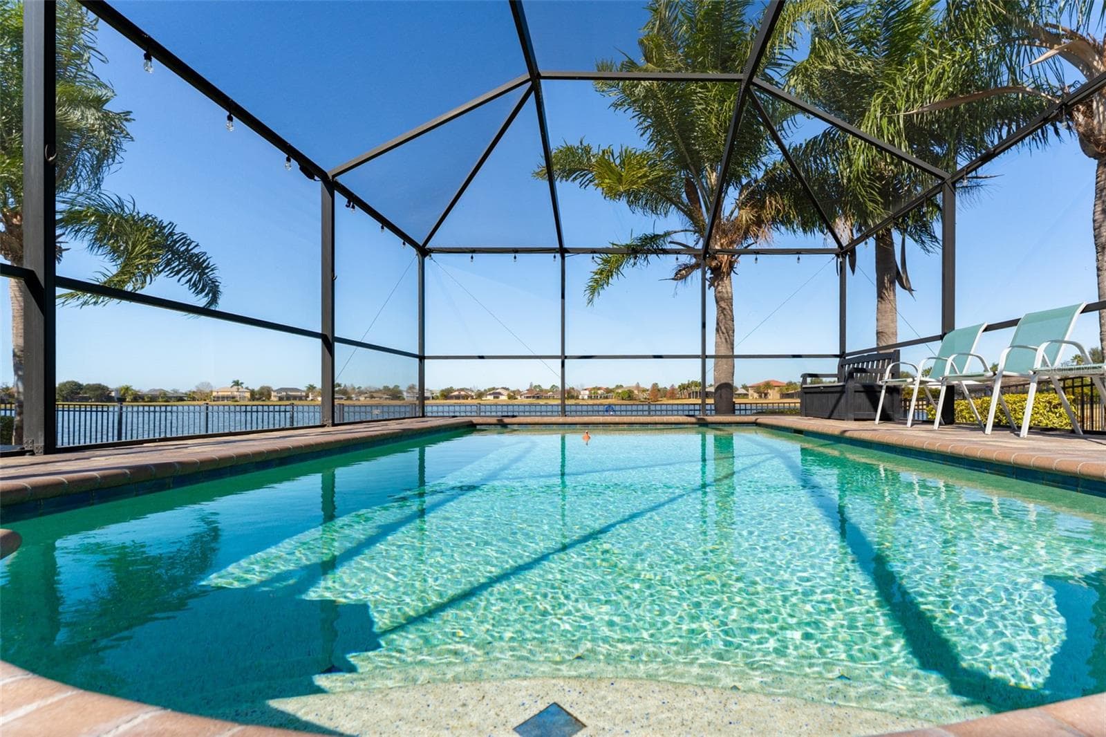 Heated pool with salt generator - 5431 SANDY SHELL DR, APOLLO BEACH