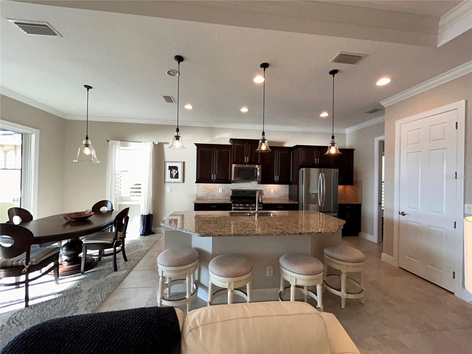 Single Family Residence at 1022 OVERLOOK CT, BRADENTON, photo 33 of 112