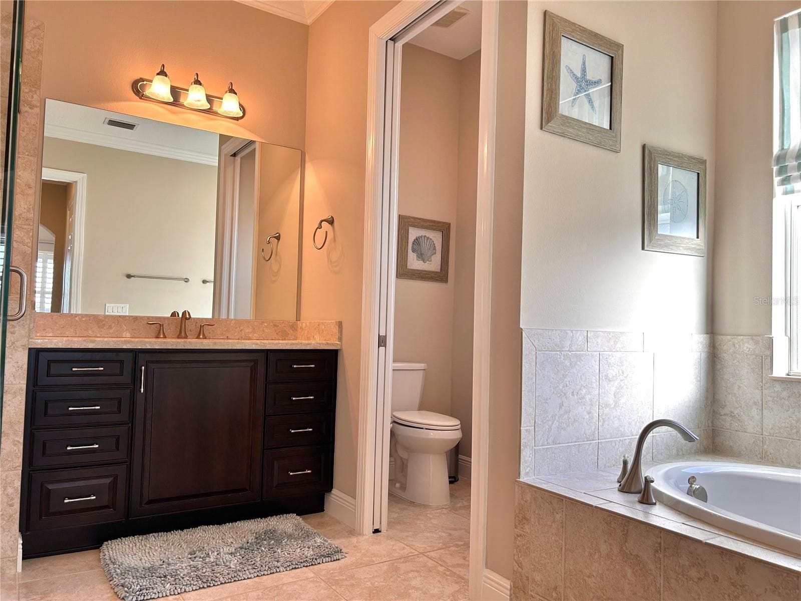 Single Family Residence at 1022 OVERLOOK CT, BRADENTON, photo 55 of 112